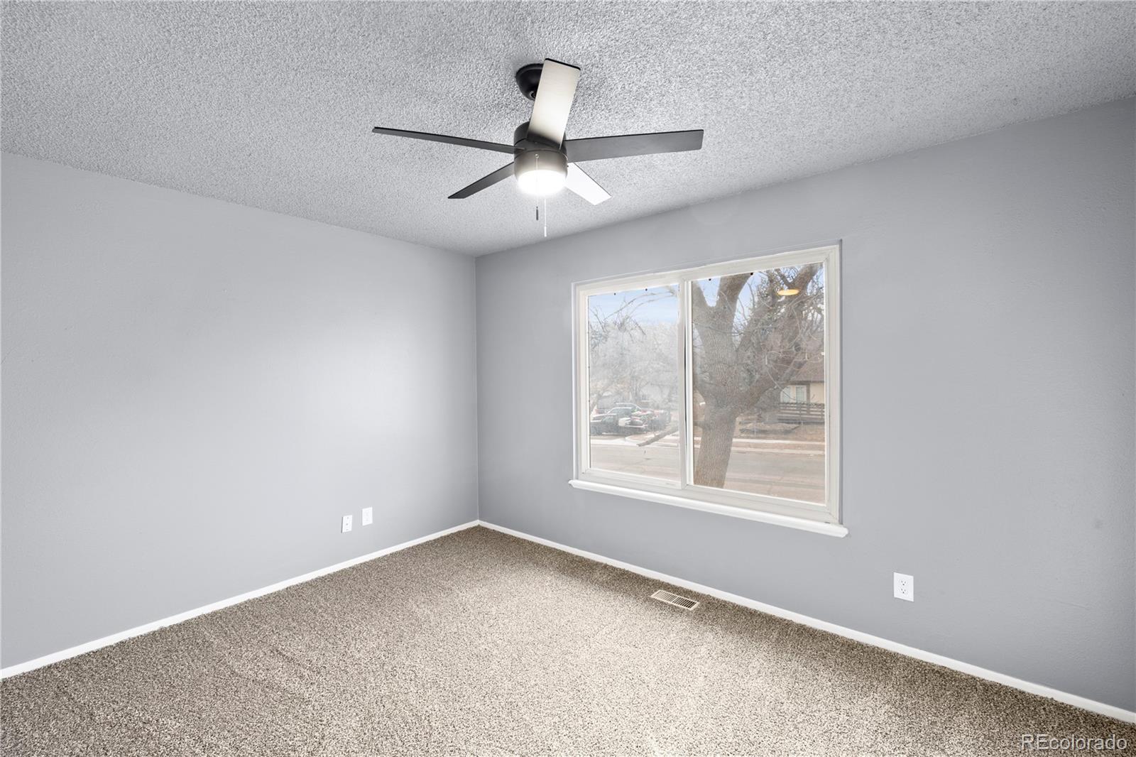 2113 Fernwood Drive