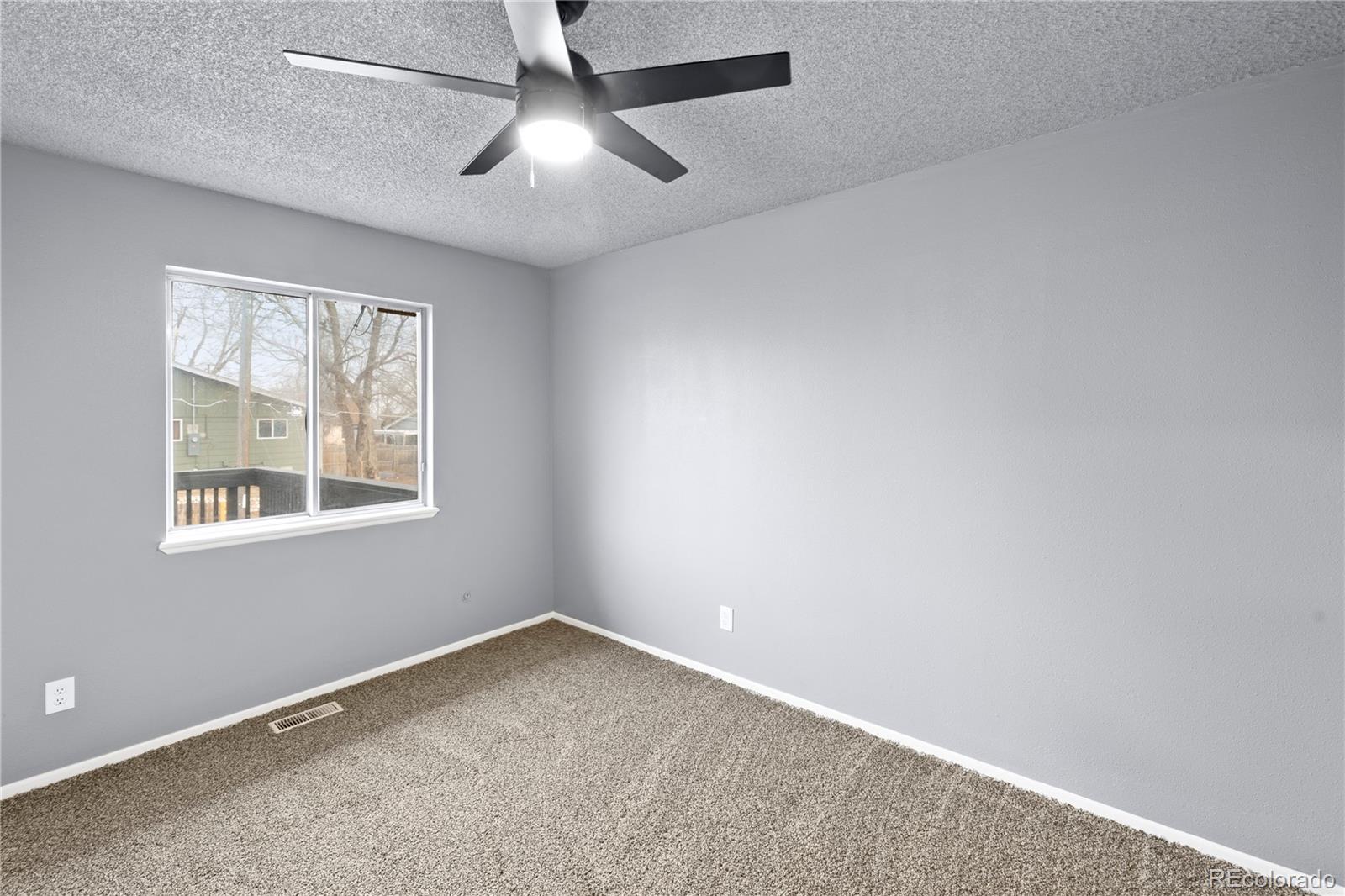 2113 Fernwood Drive