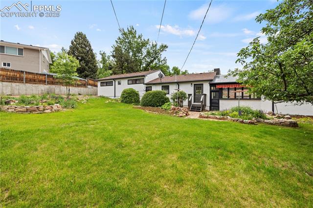 712 Panorama Drive