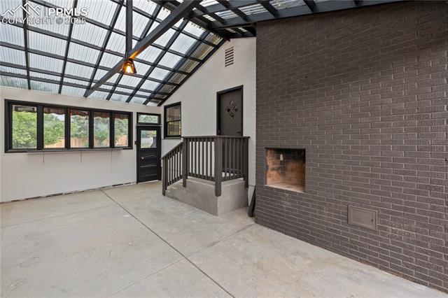 712 Panorama Drive