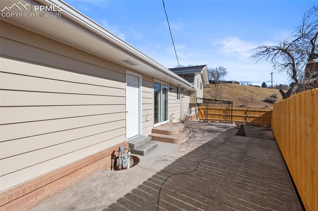 2905 Garden Hill Drive
