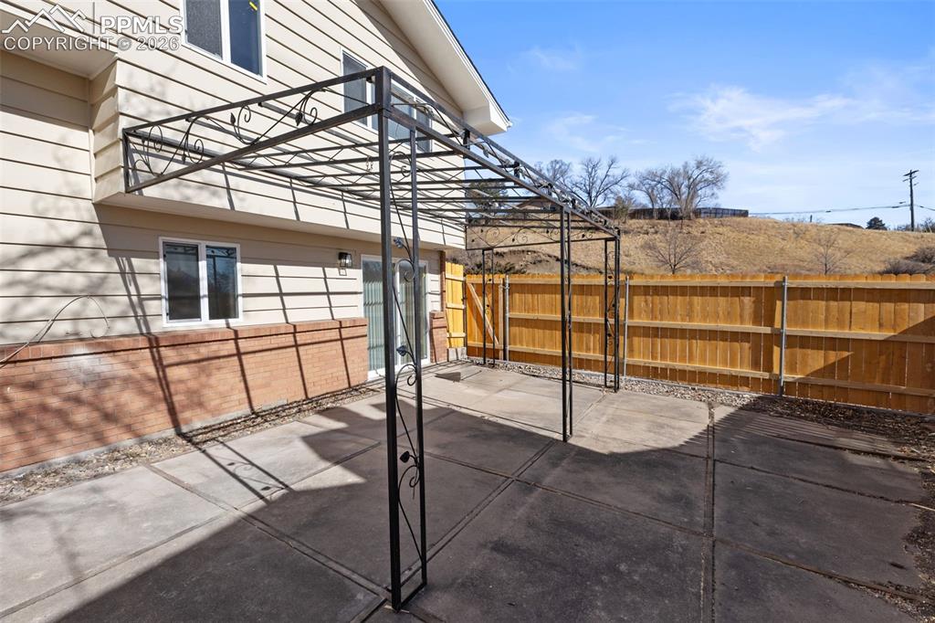 2905 Garden Hill Drive