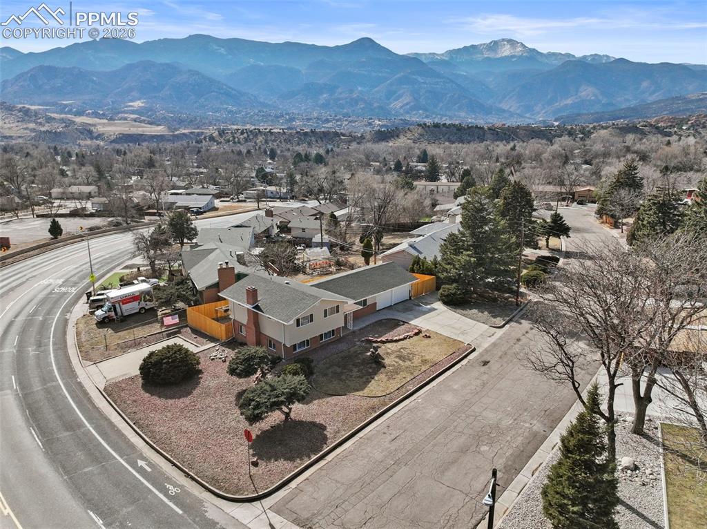 2905 Garden Hill Drive