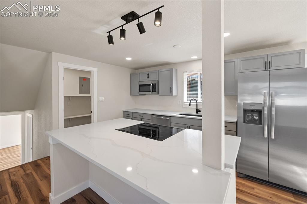 2905 Garden Hill Drive