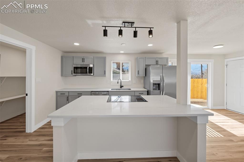 2905 Garden Hill Drive