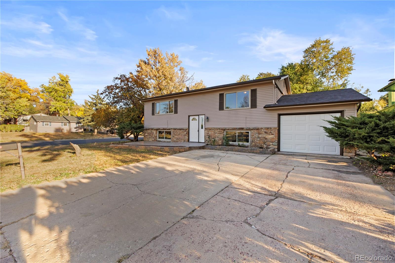 1603 Saratoga Drive