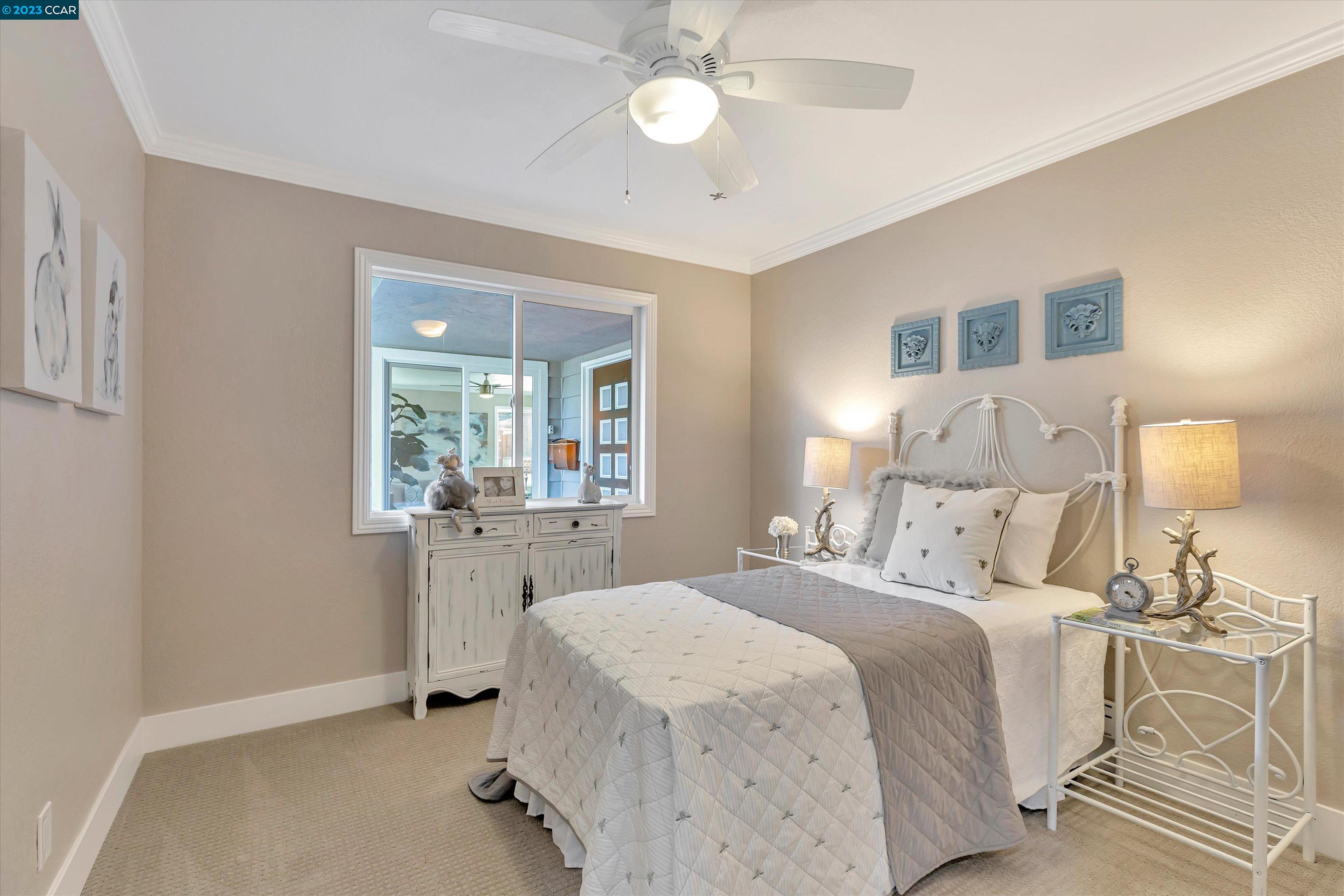 322 Almond Ct