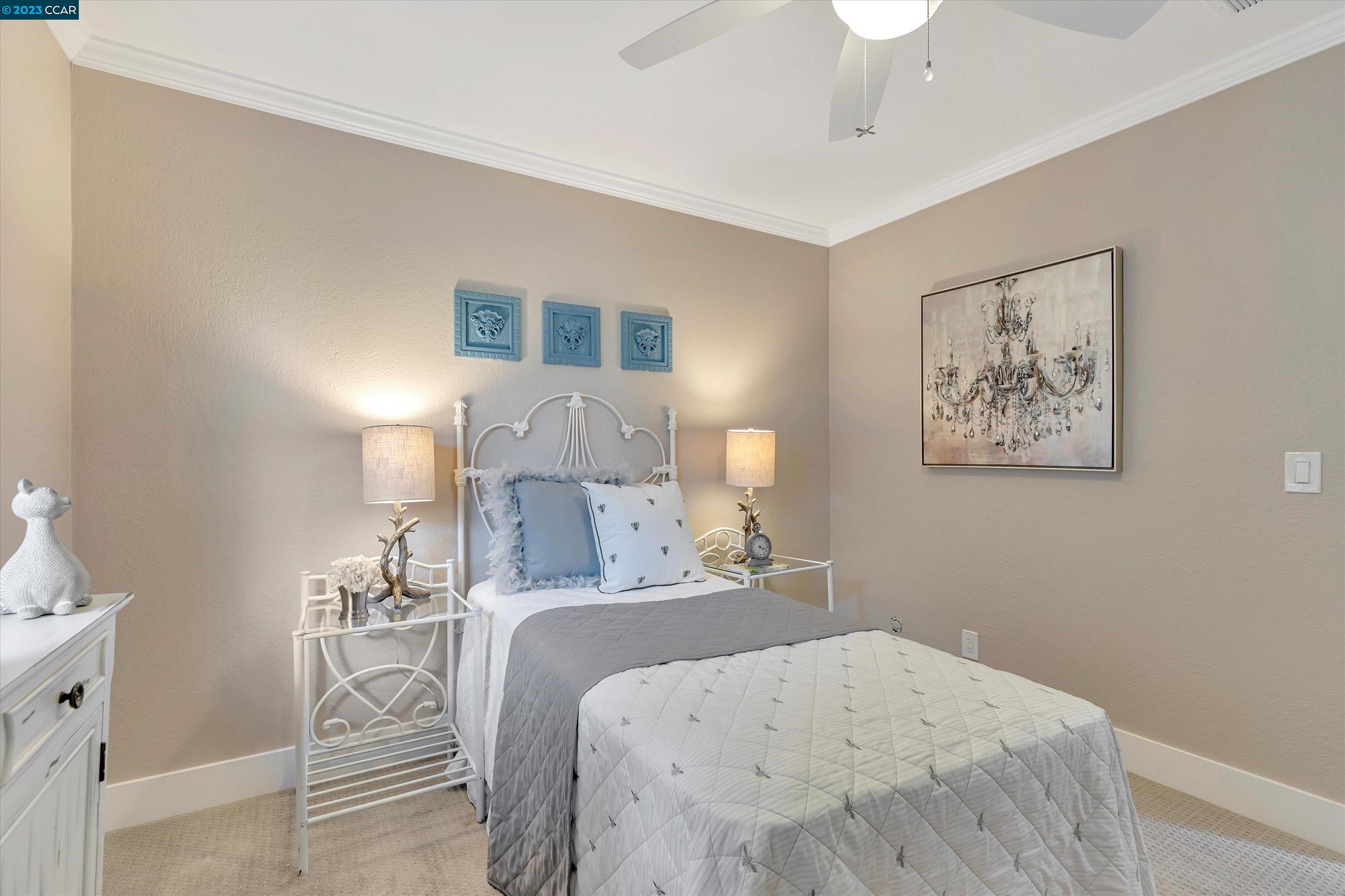 322 Almond Ct