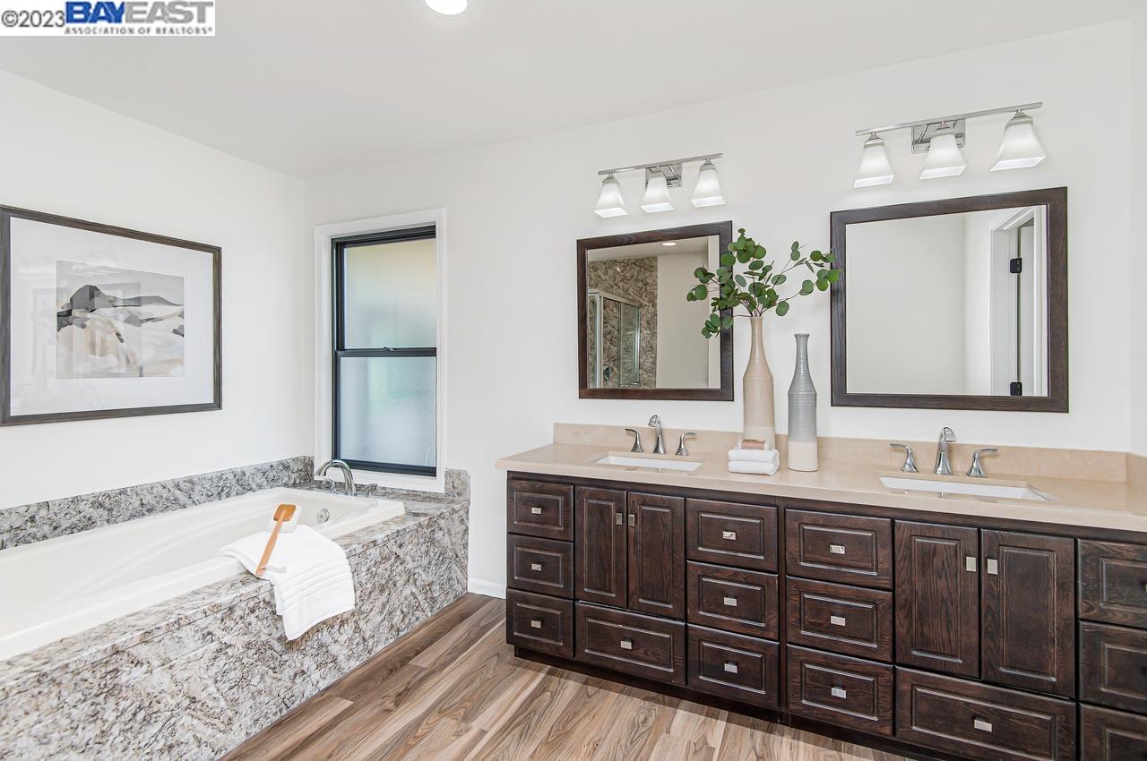 805 Gray Fox Cir