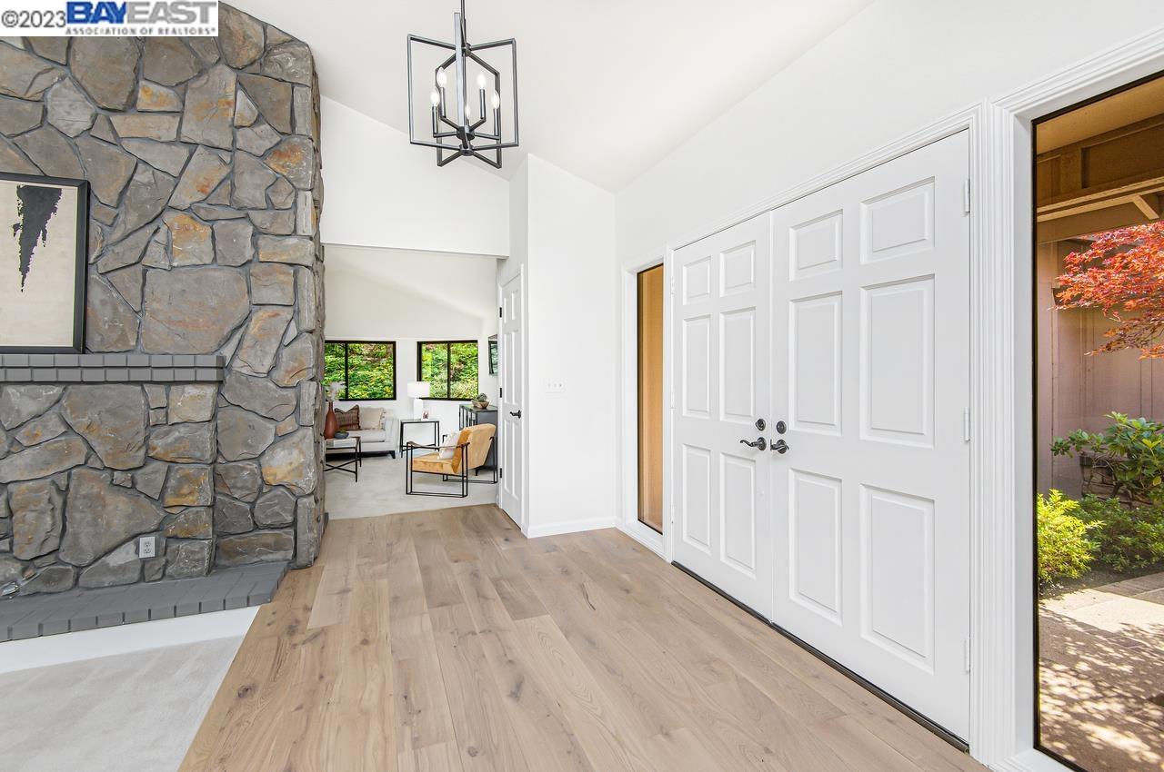 805 Gray Fox Cir