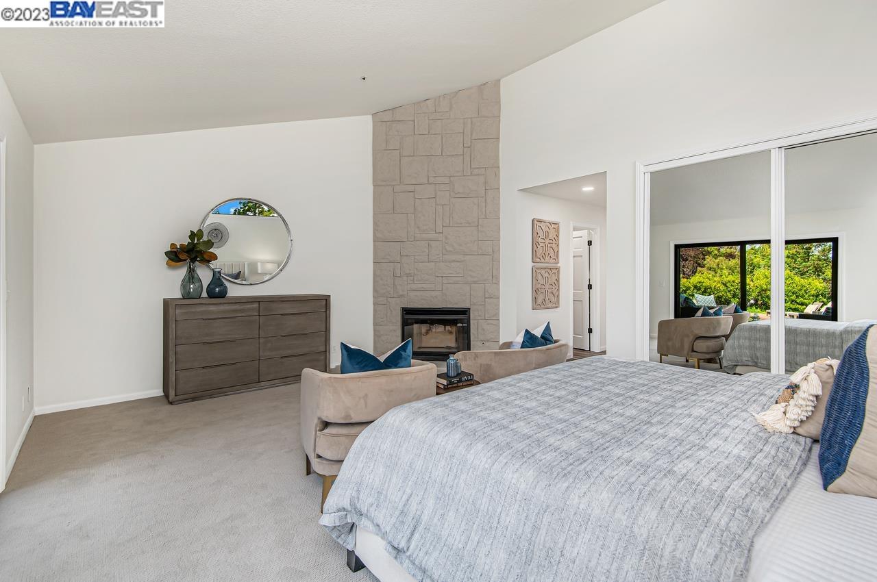 805 Gray Fox Cir