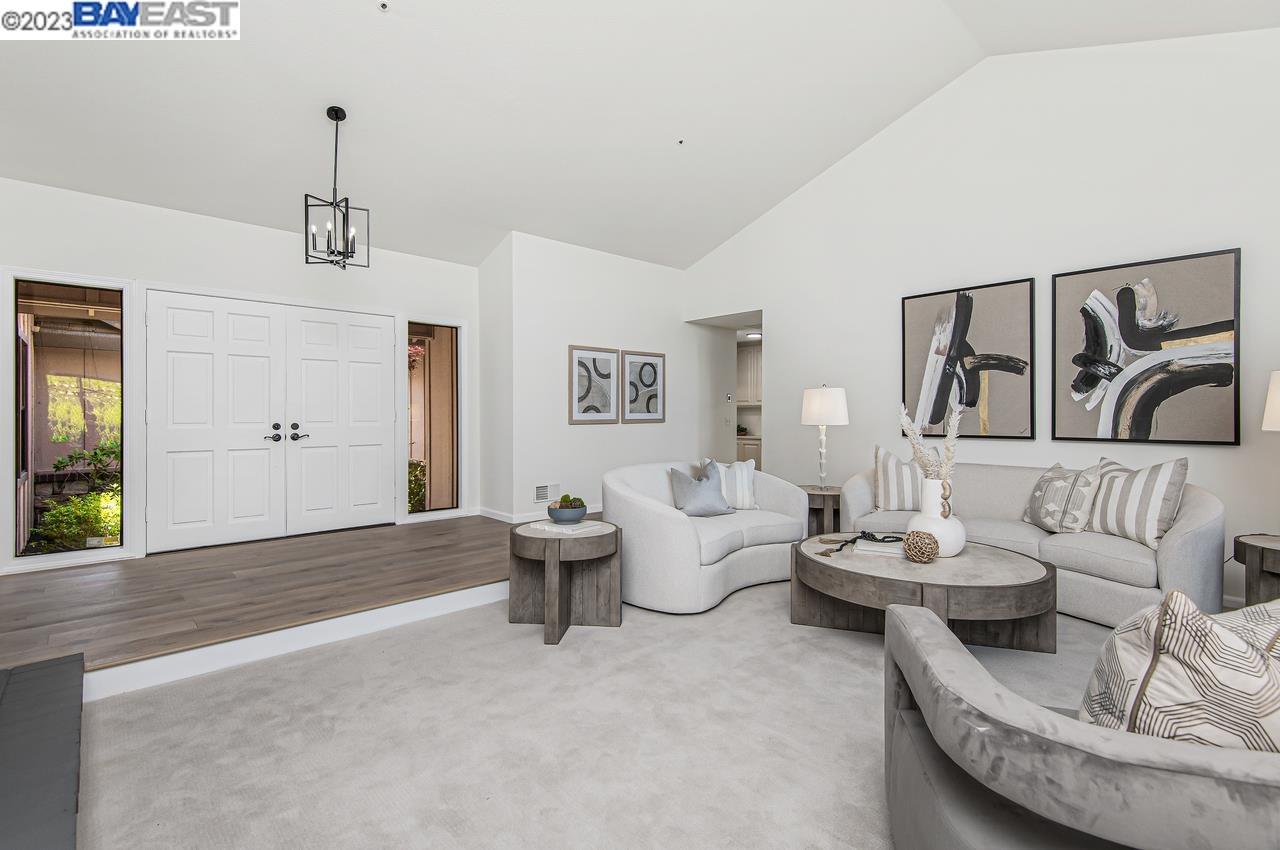 805 Gray Fox Cir