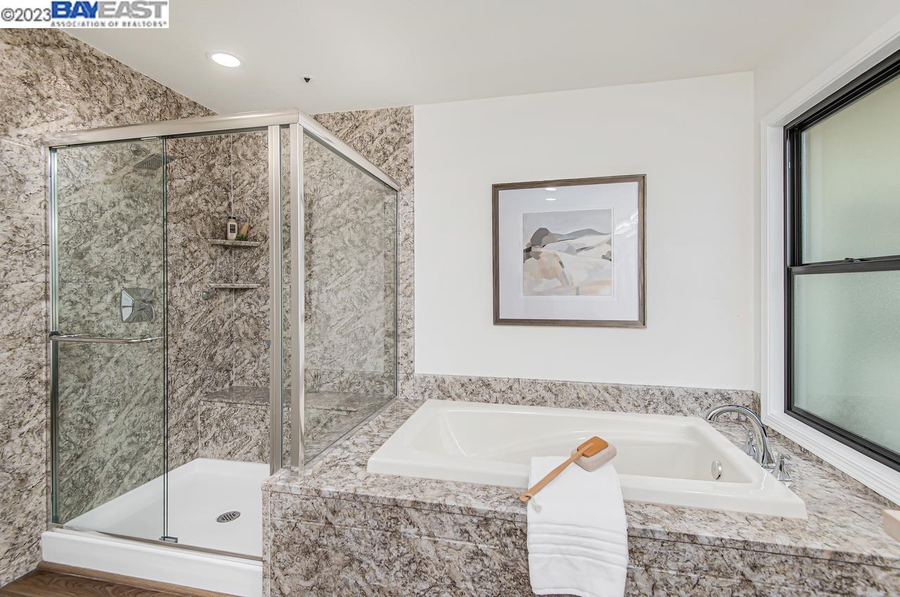 805 Gray Fox Cir