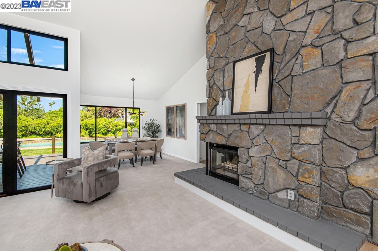 805 Gray Fox Cir