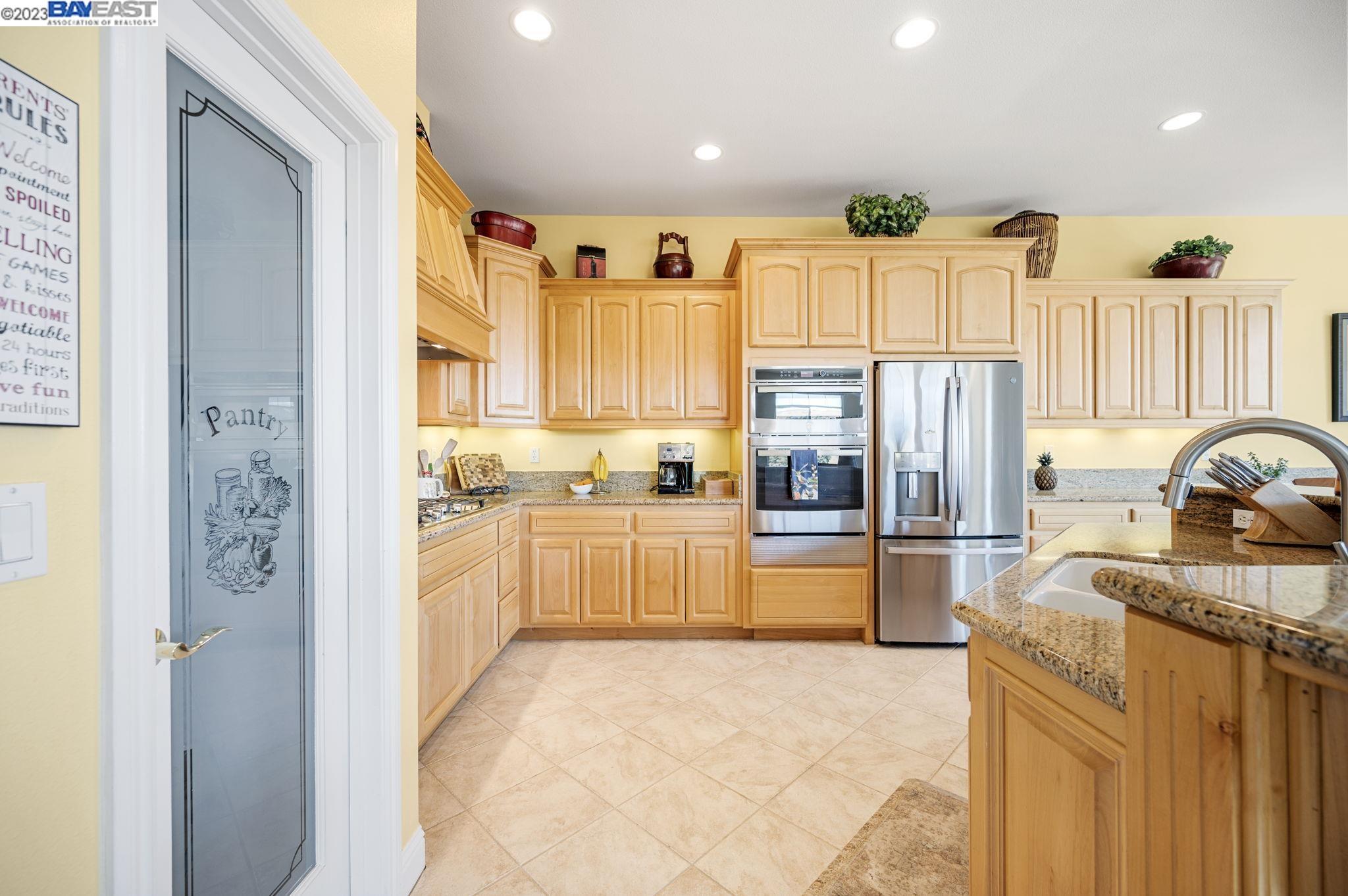 11159 Brittany Ln