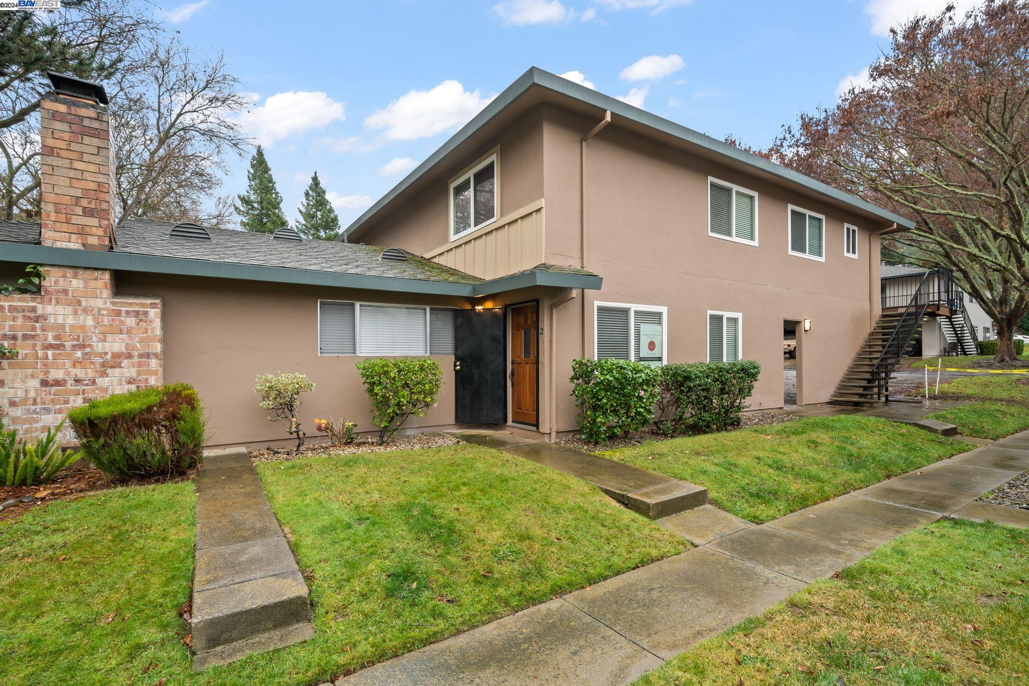 2240 Segundo Ct # 2