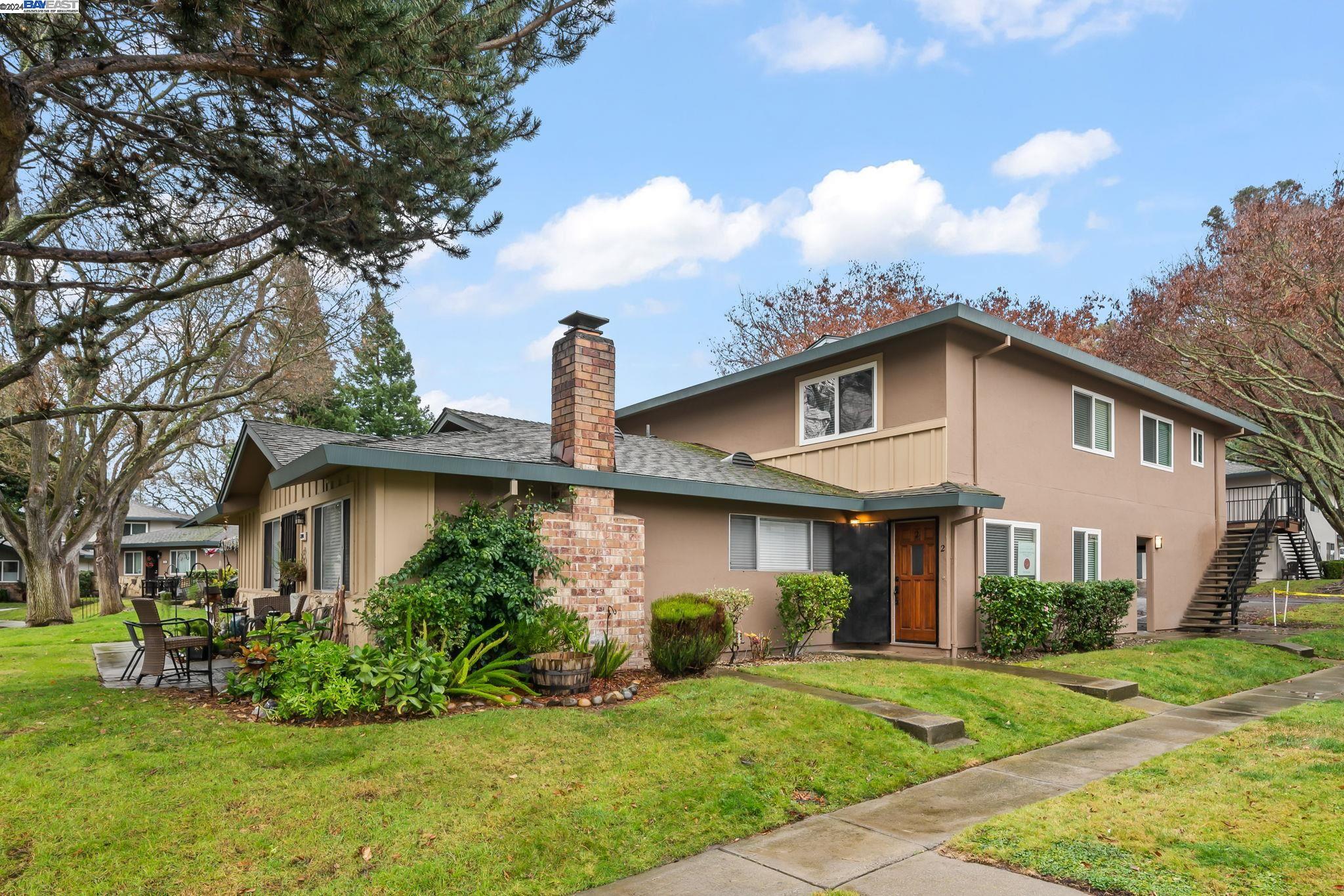 2240 Segundo Ct # 2