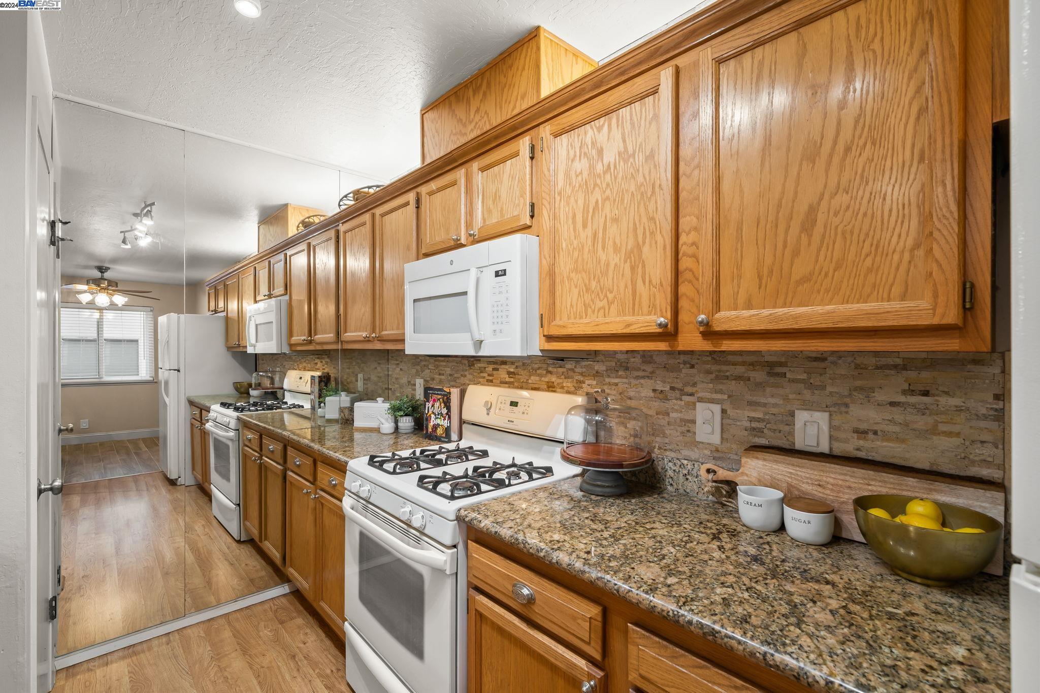2240 Segundo Ct # 2