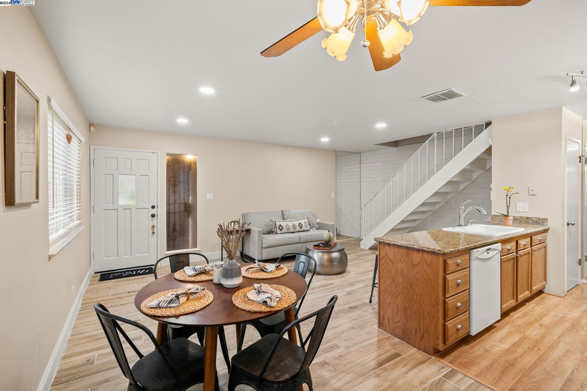 2240 Segundo Ct # 2