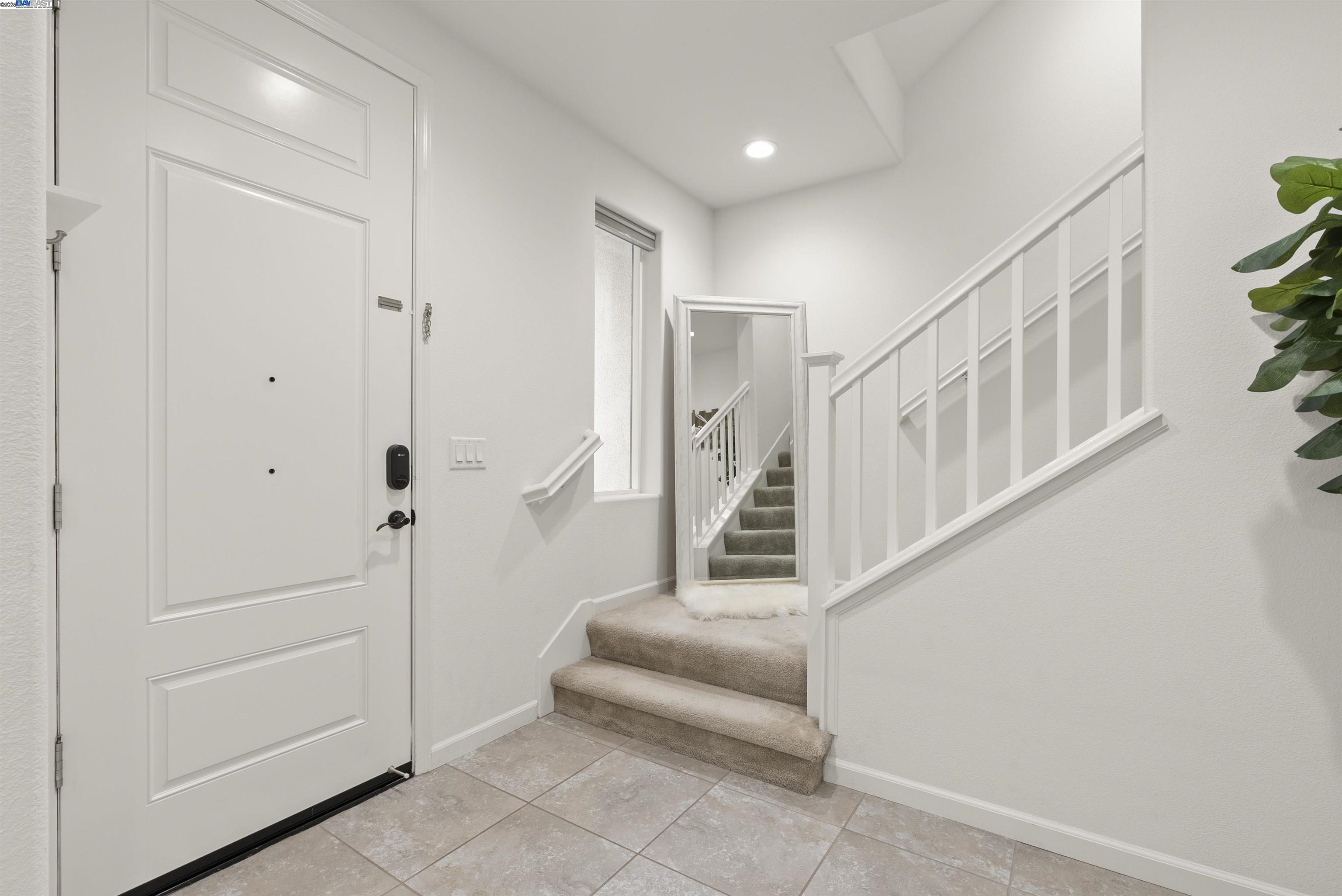 5515 Apex Dr