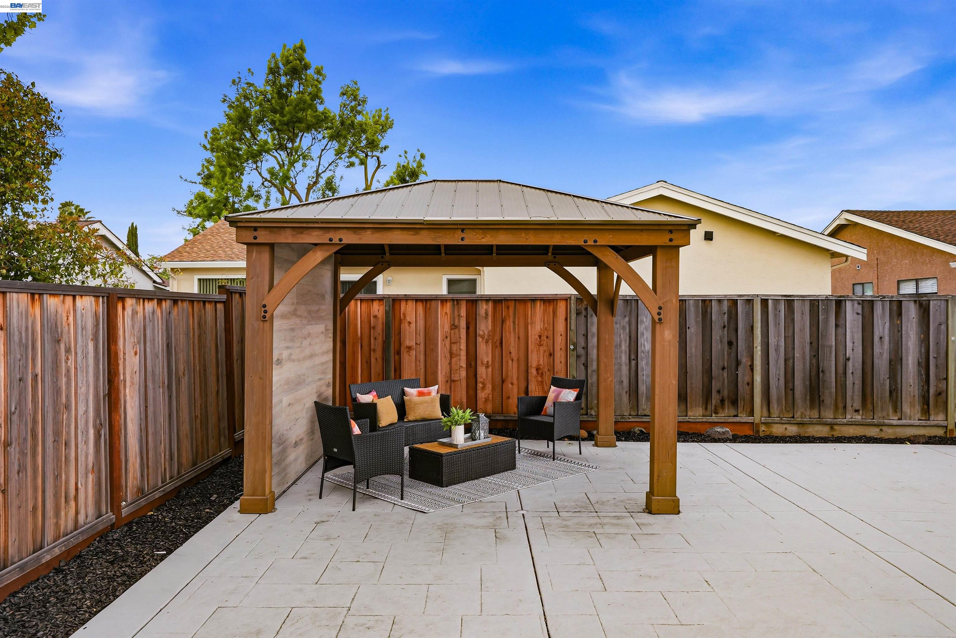 6738 Rancho Ct