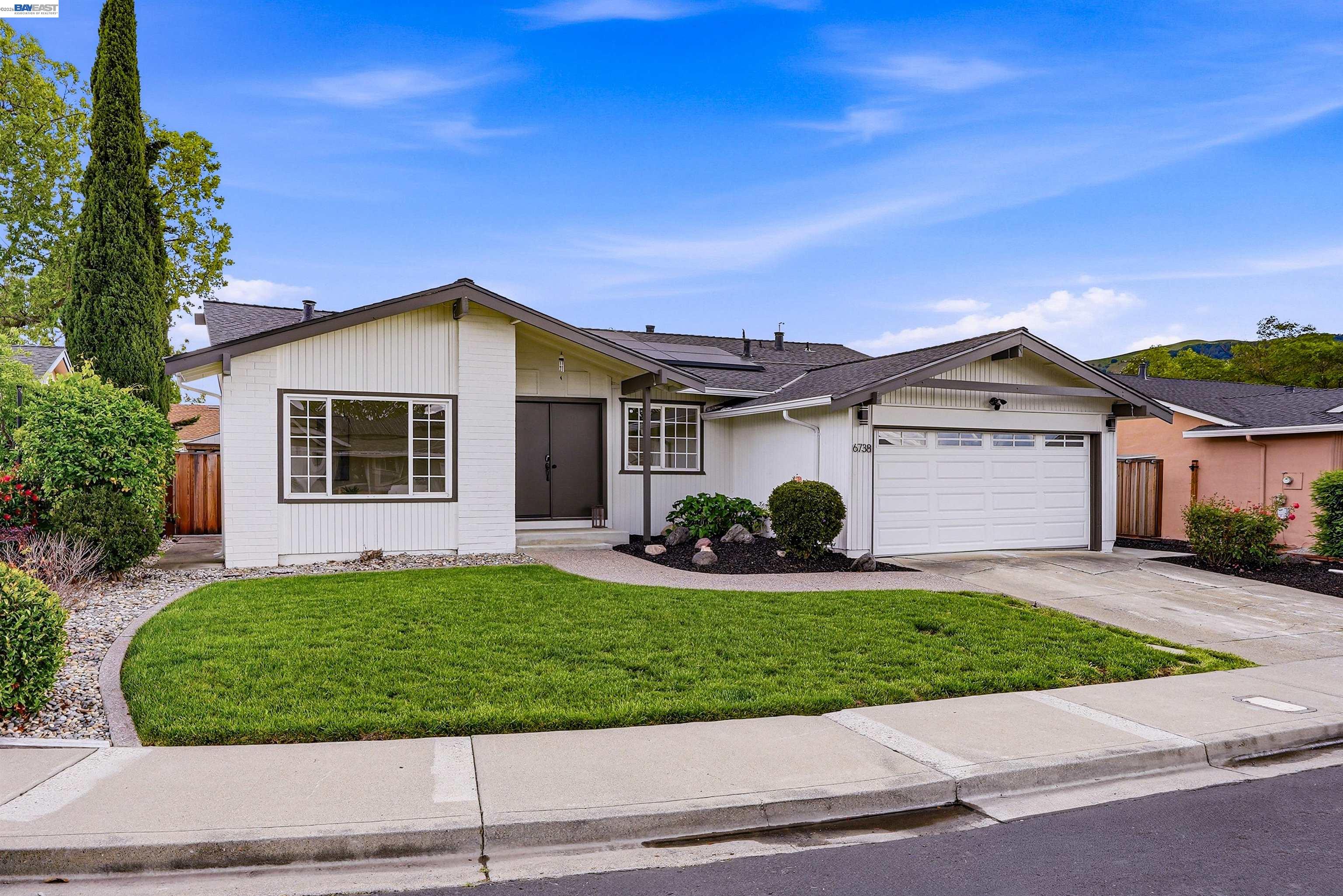 6738 Rancho Ct