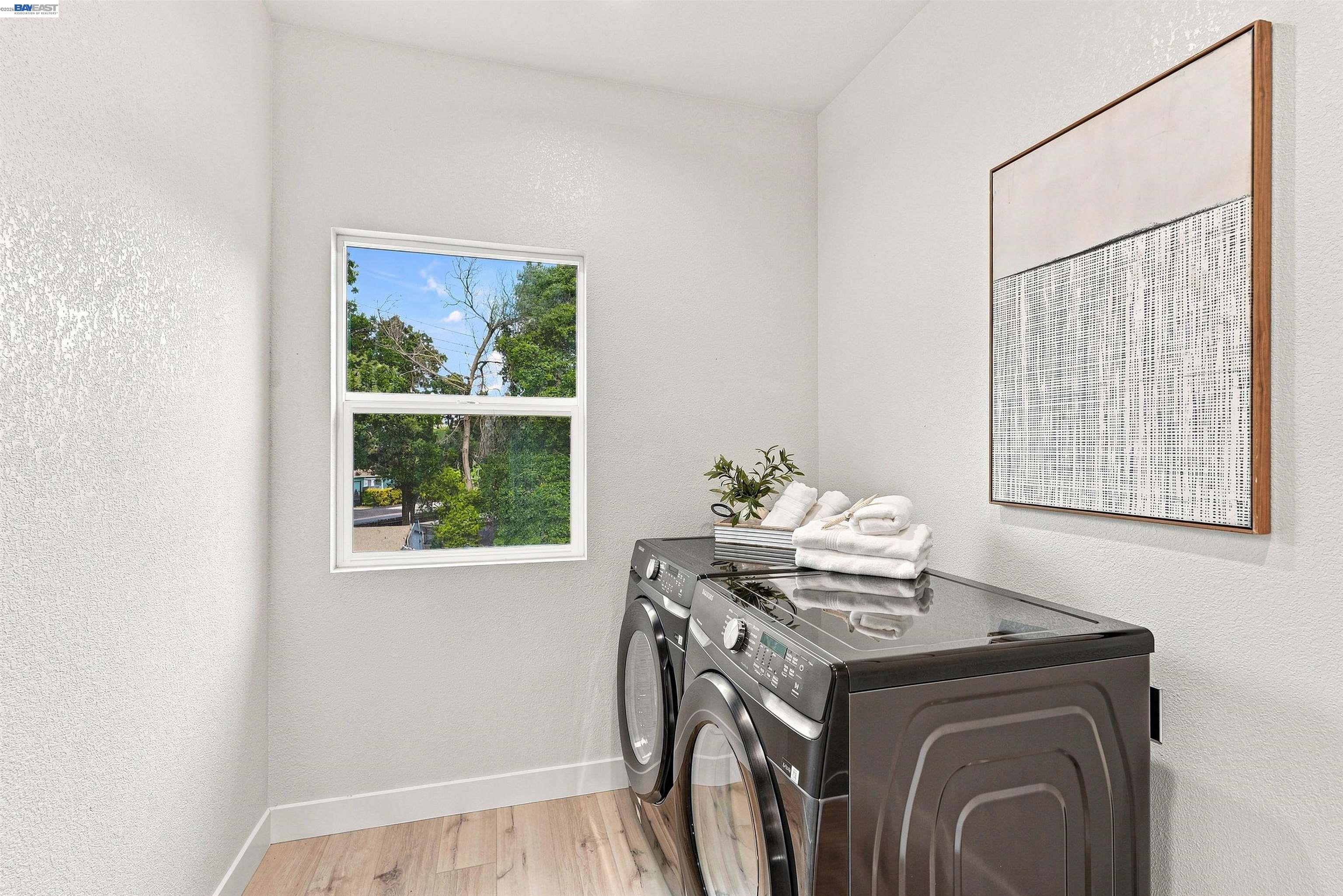 2722 Cowell Rd