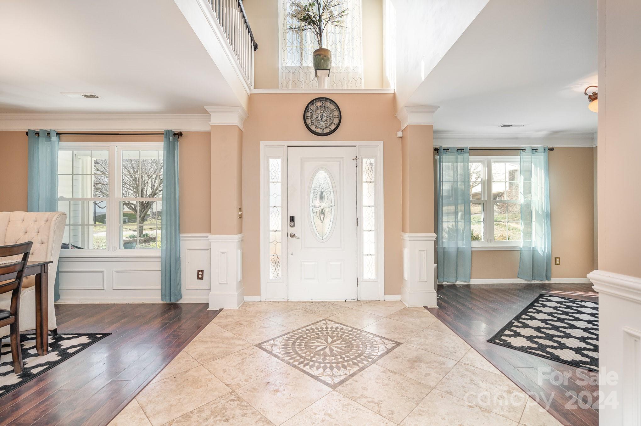 5220 Sunriver Road
