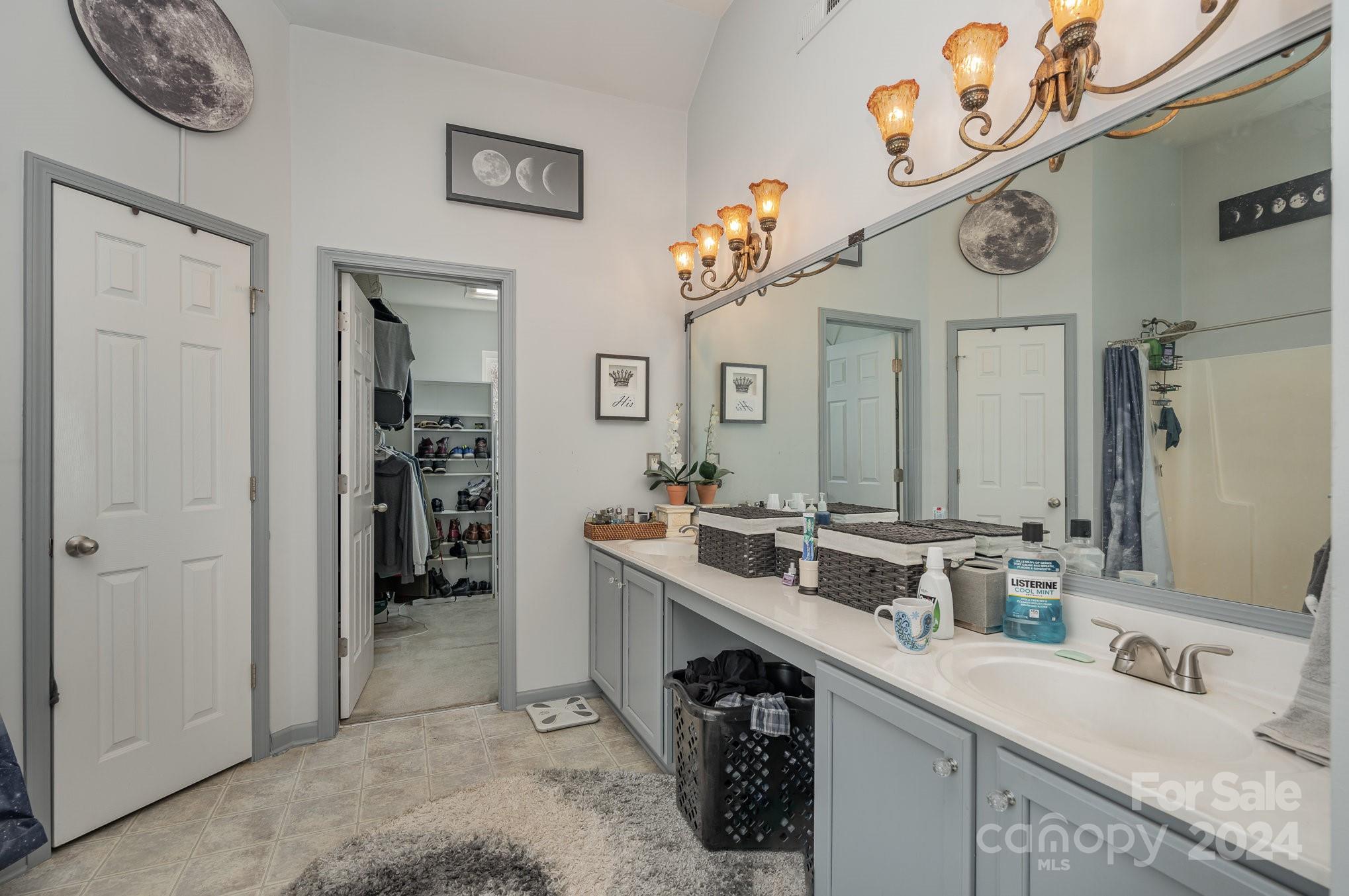 5220 Sunriver Road