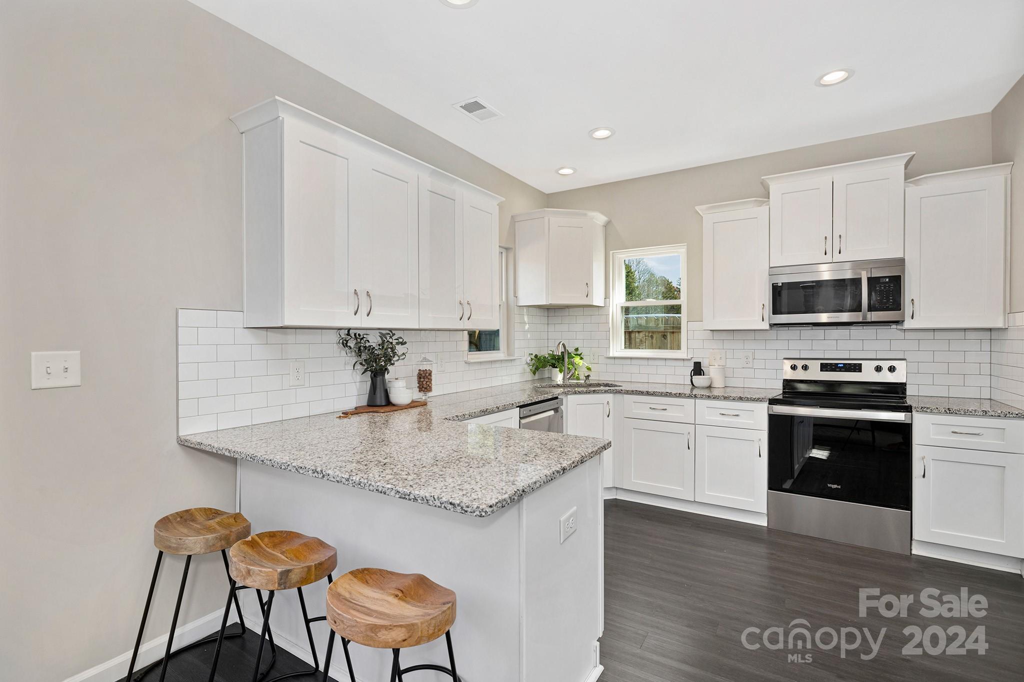 421 Centerfield Drive