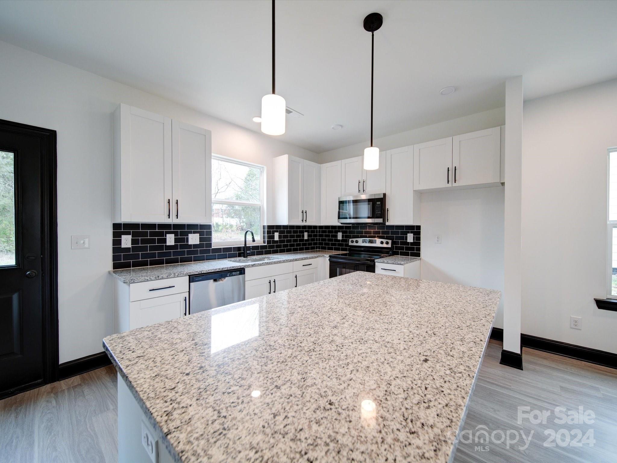 346 Camden Court NW