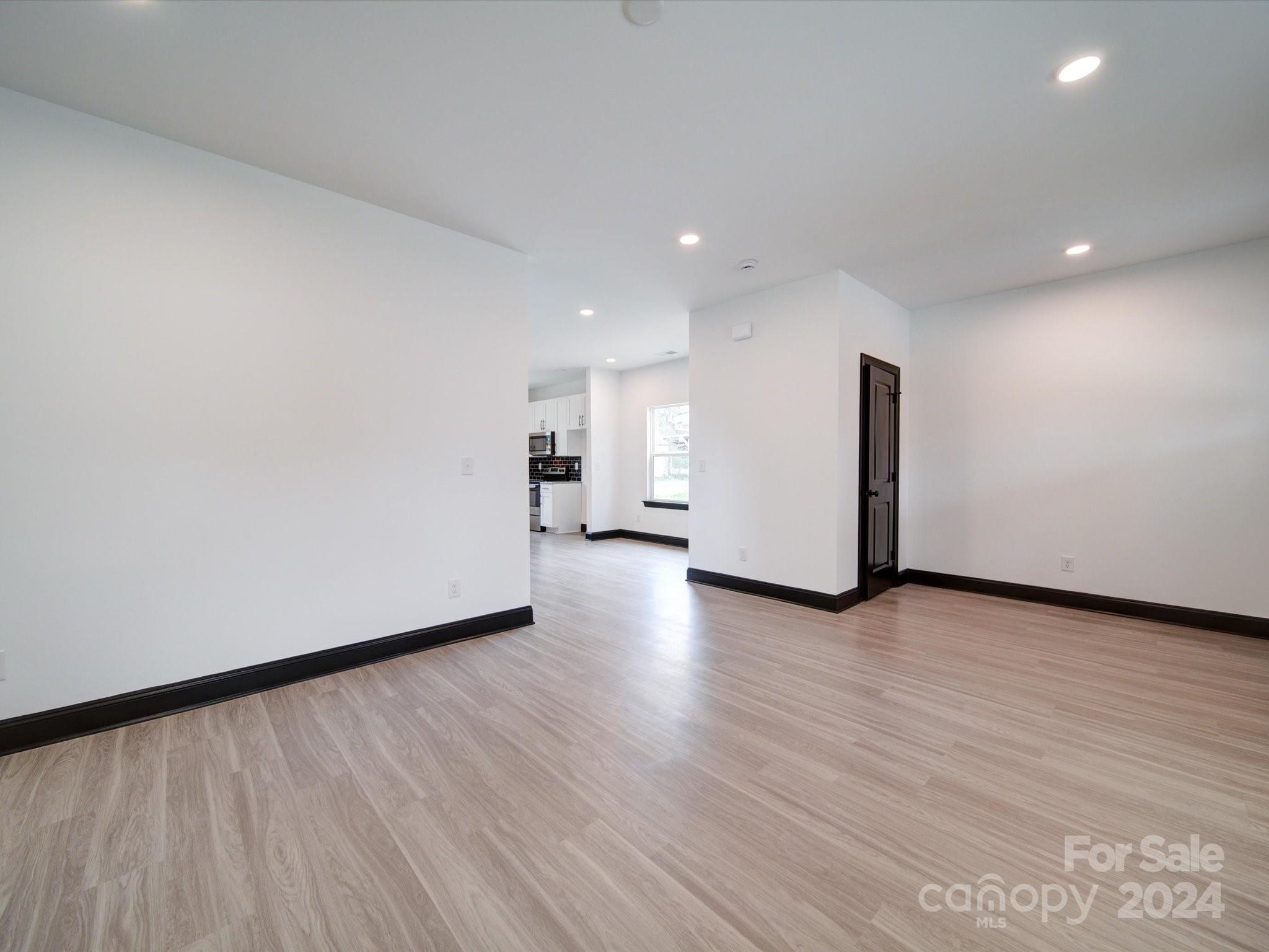 346 Camden Court NW