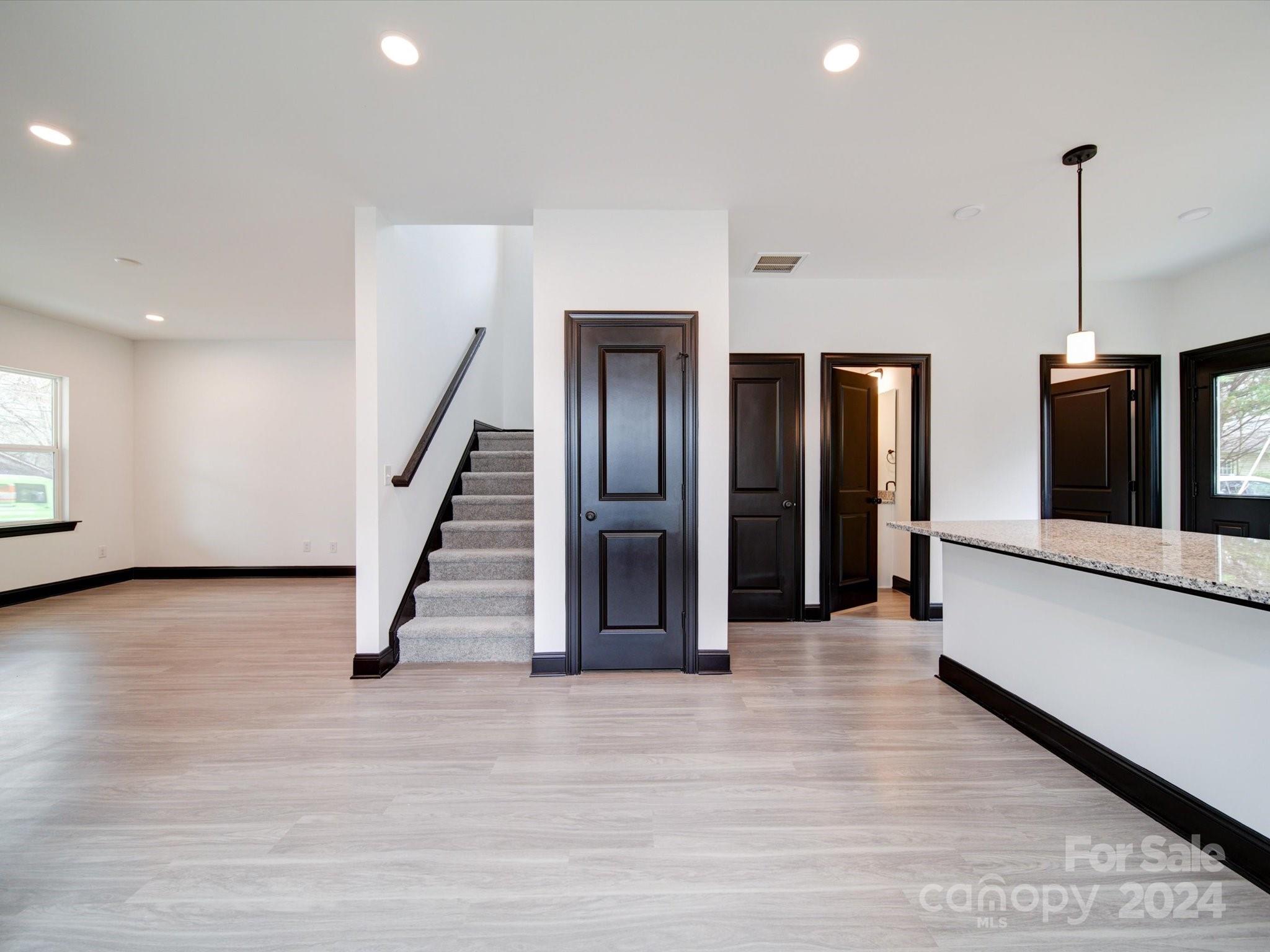 346 Camden Court NW