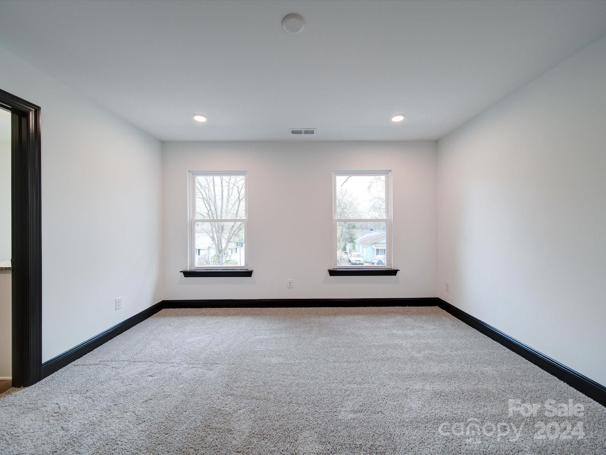 346 Camden Court NW