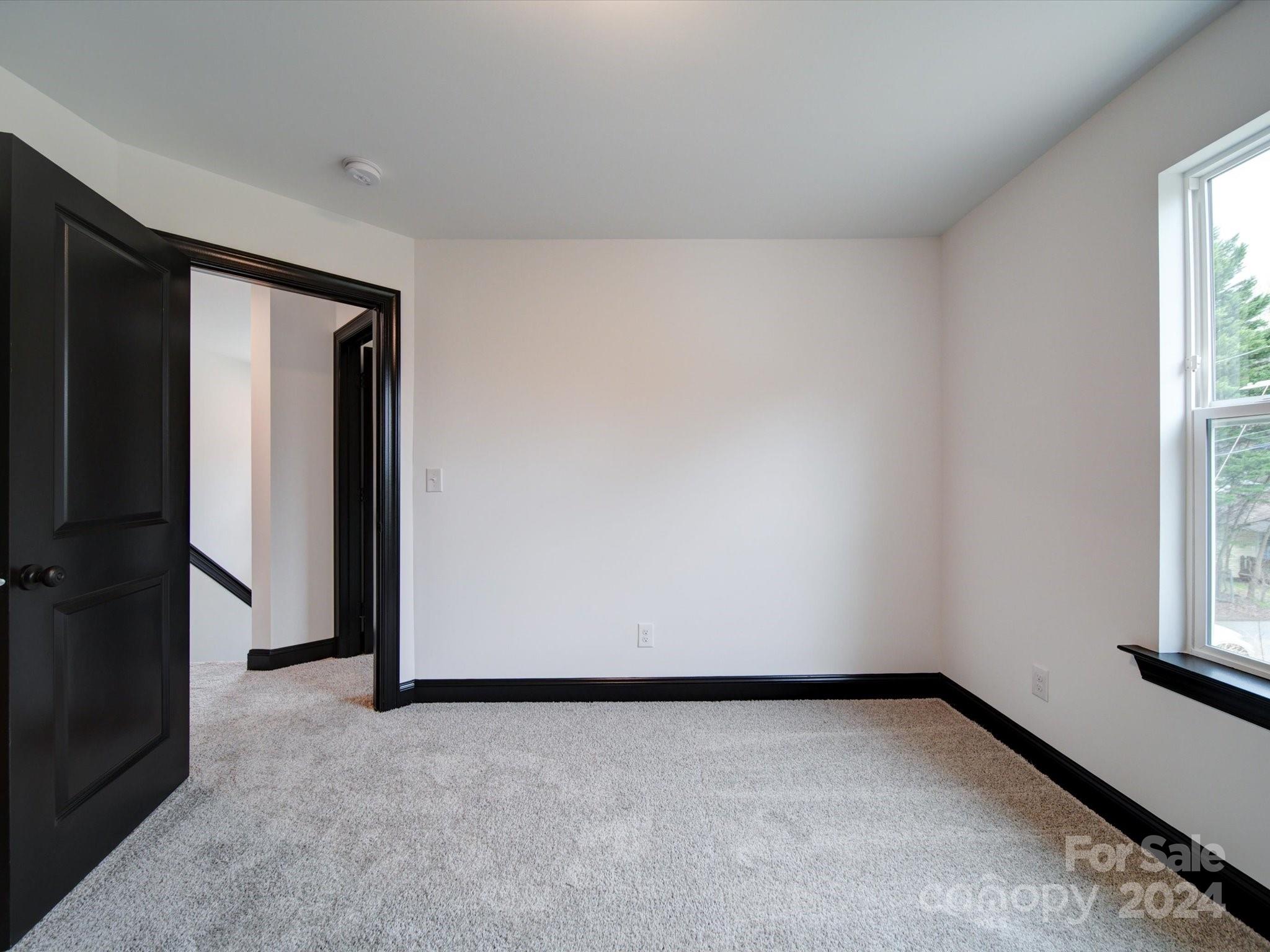 346 Camden Court NW