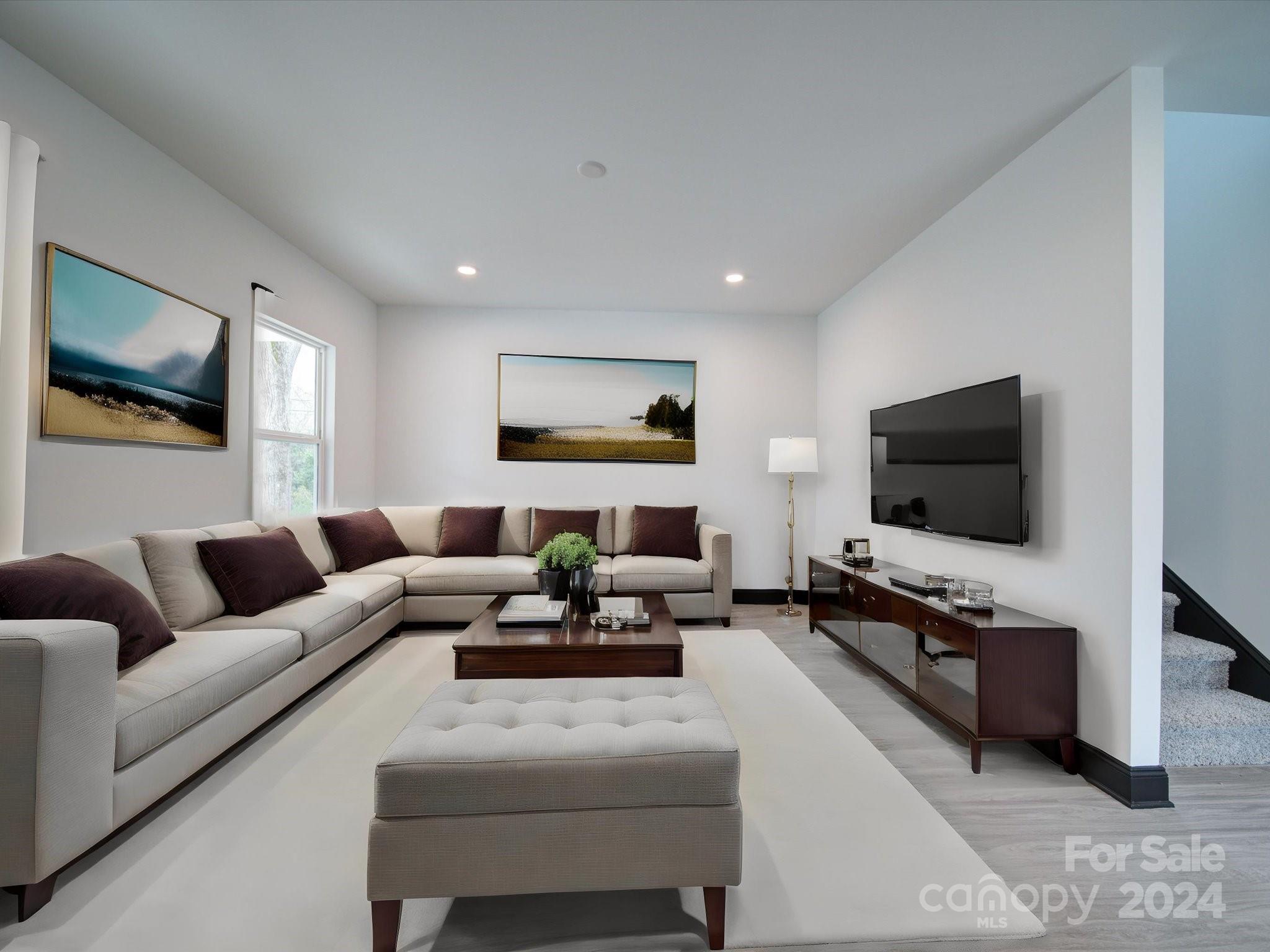 346 Camden Court NW