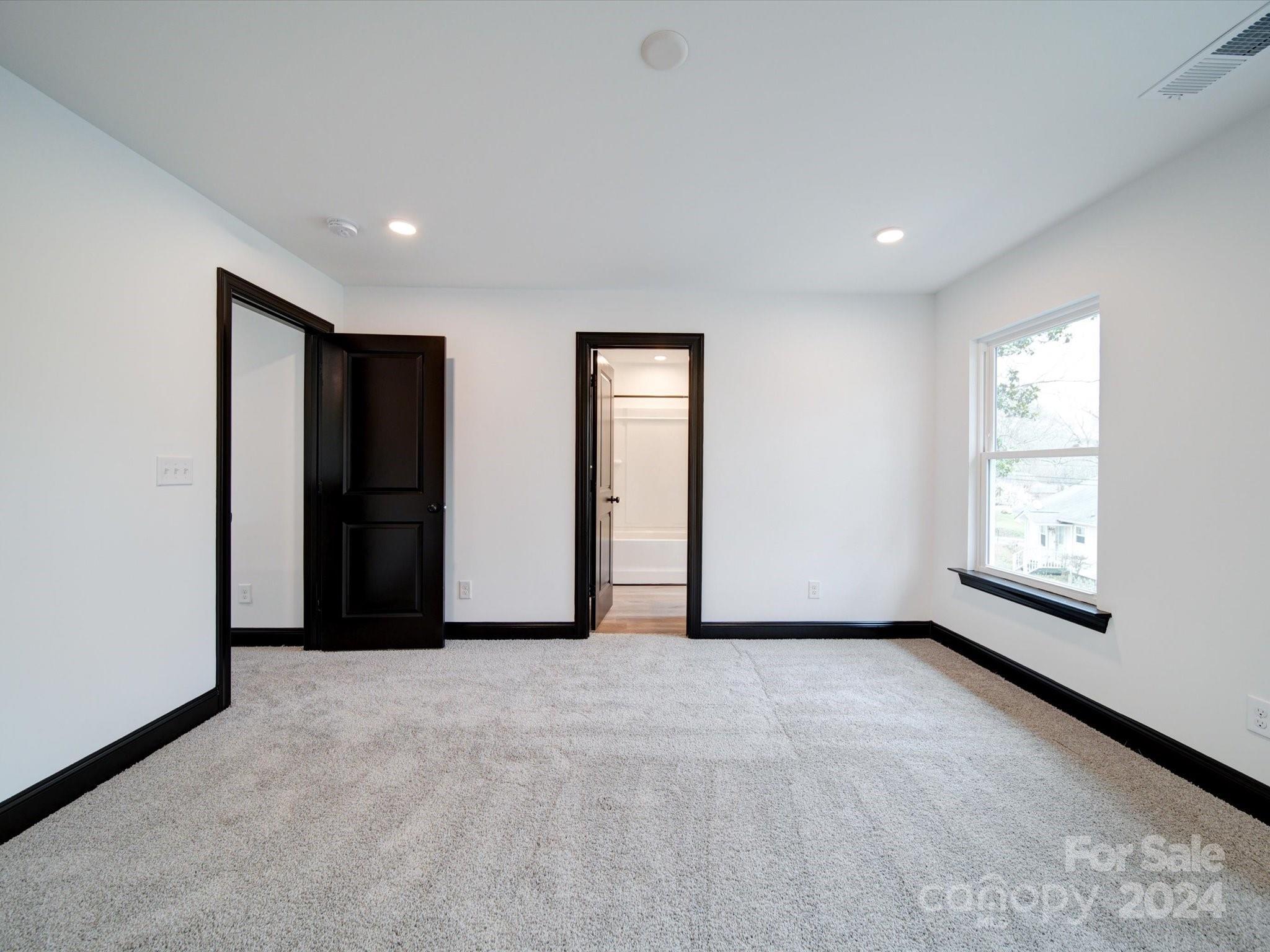 346 Camden Court NW