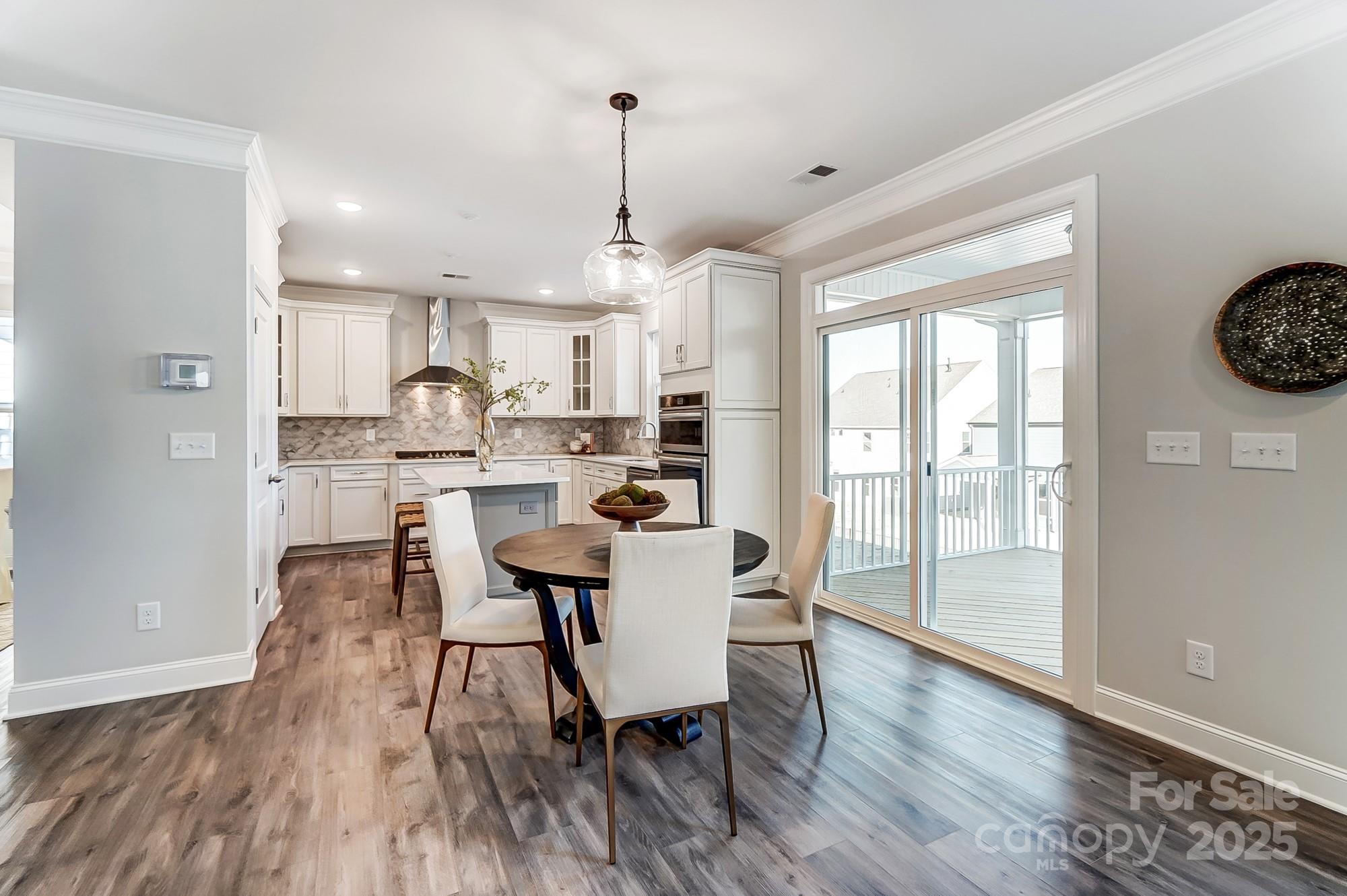 130 Summerhill Drive Unit: 16