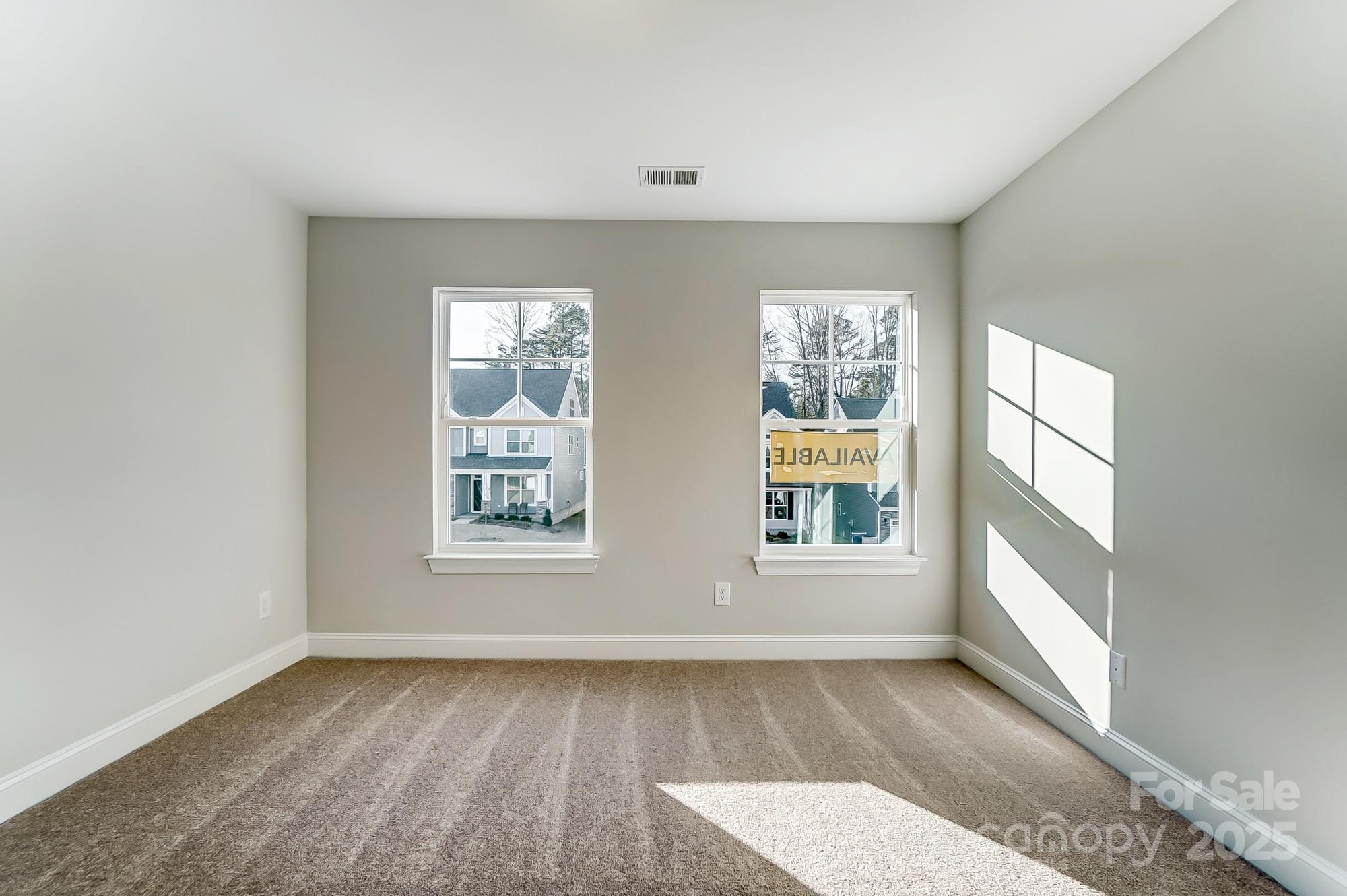 130 Summerhill Drive Unit: 16