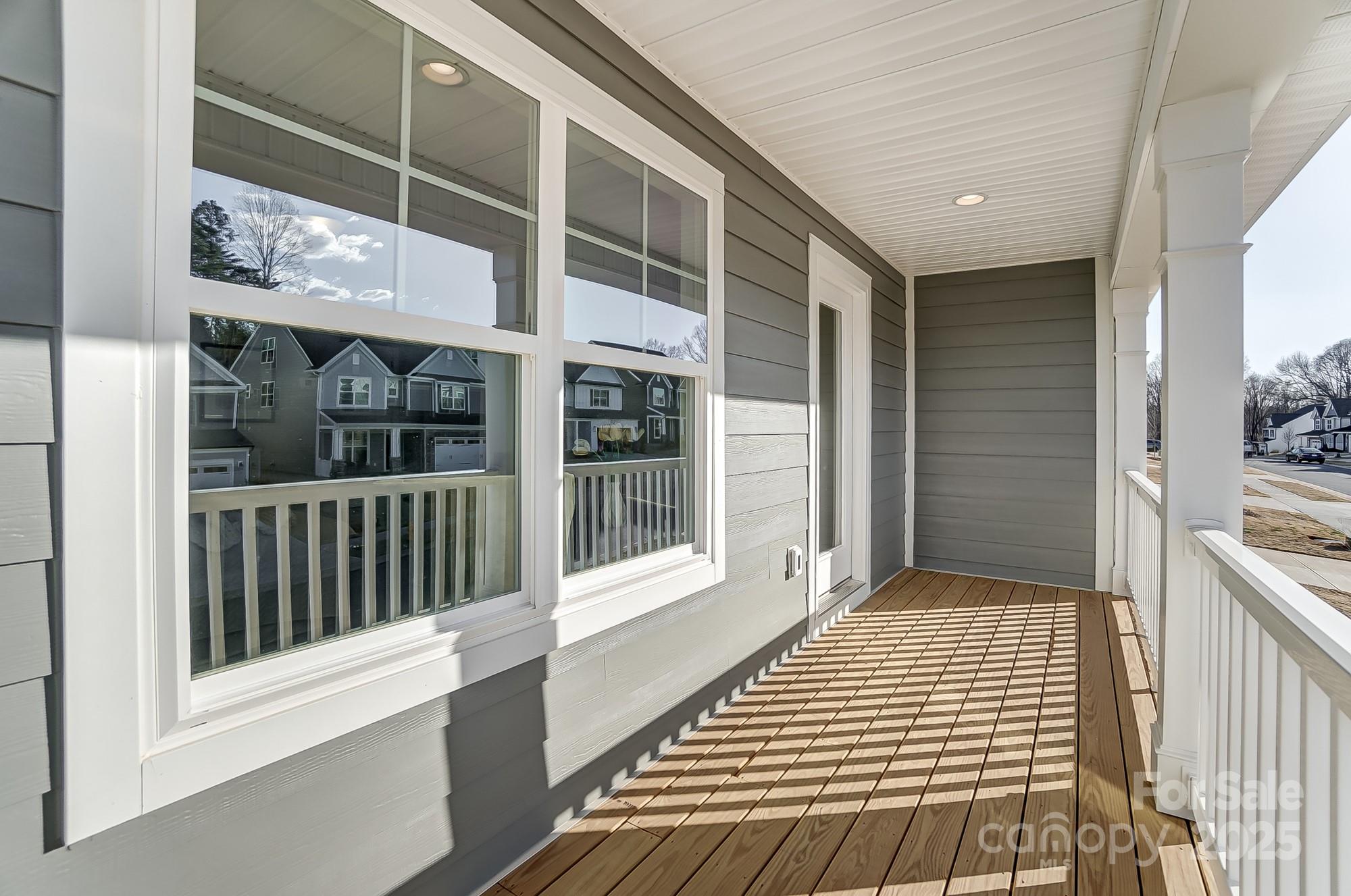 130 Summerhill Drive Unit: 16