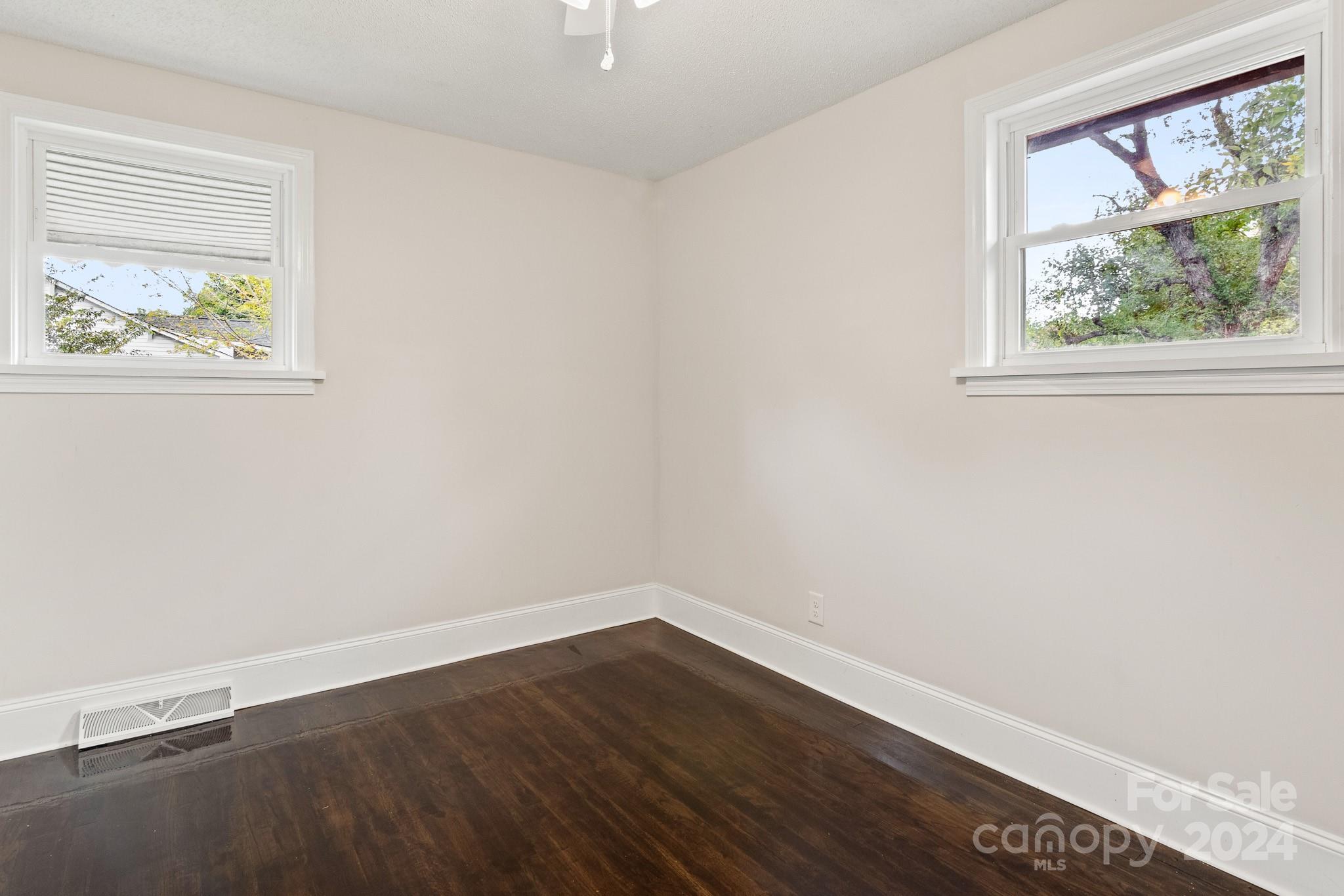 928 3rd Street
