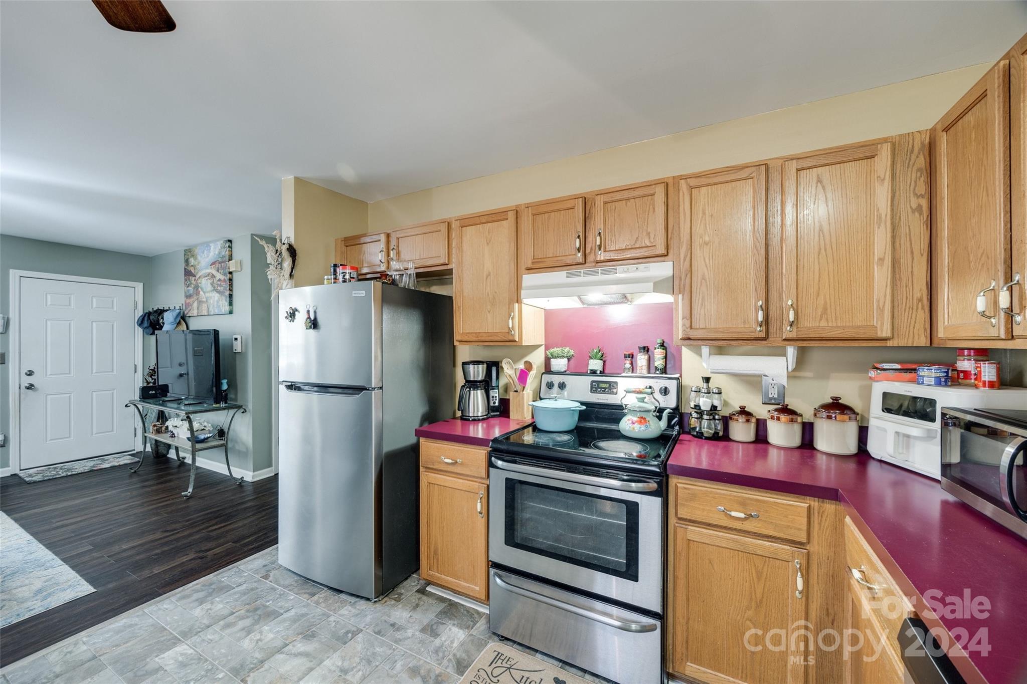 724 Cavendish Court
