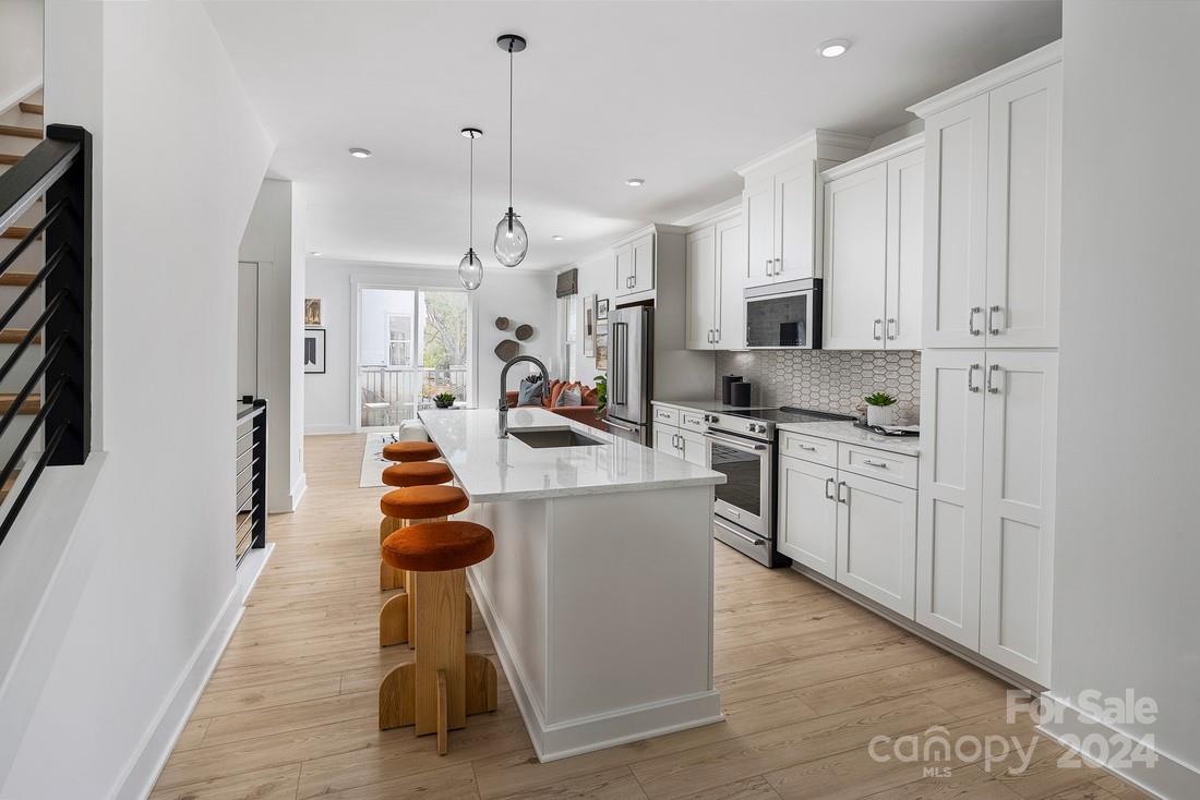 405 Blairhill Road Unit: 15