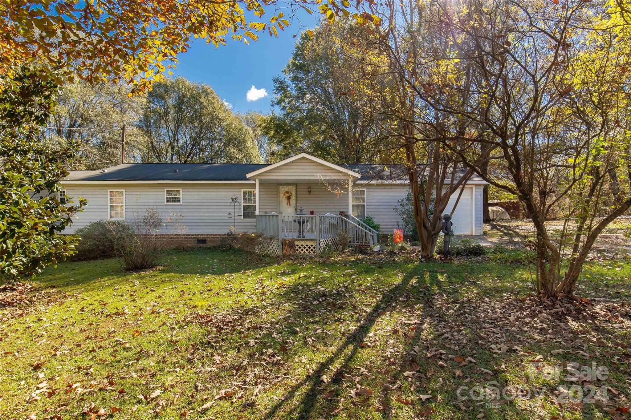 137 Twisted Oak Lane