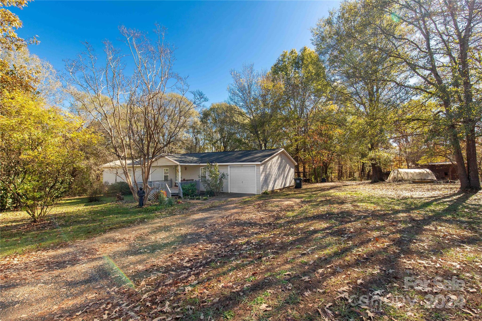 137 Twisted Oak Lane