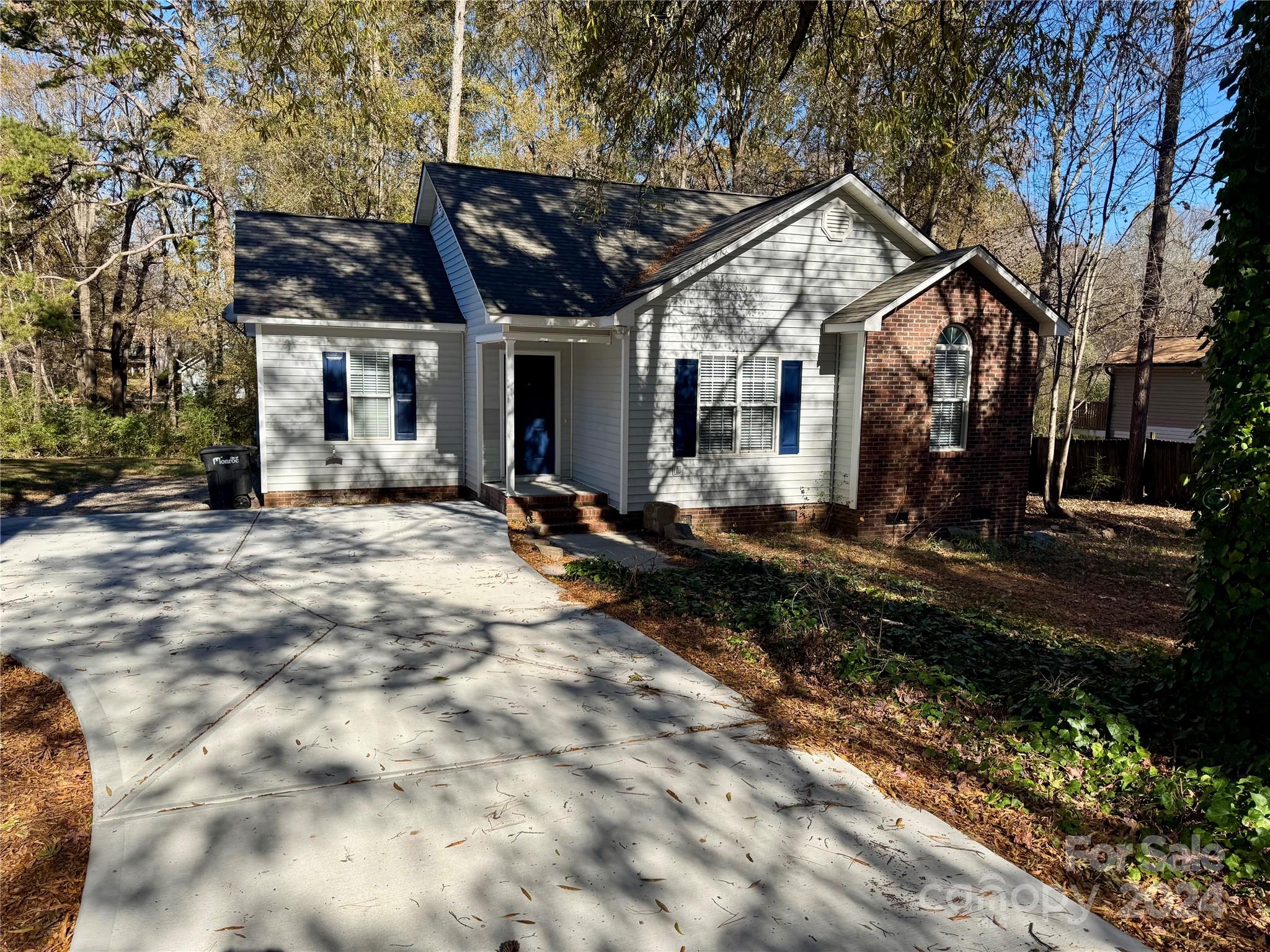 1812 Winfield Drive