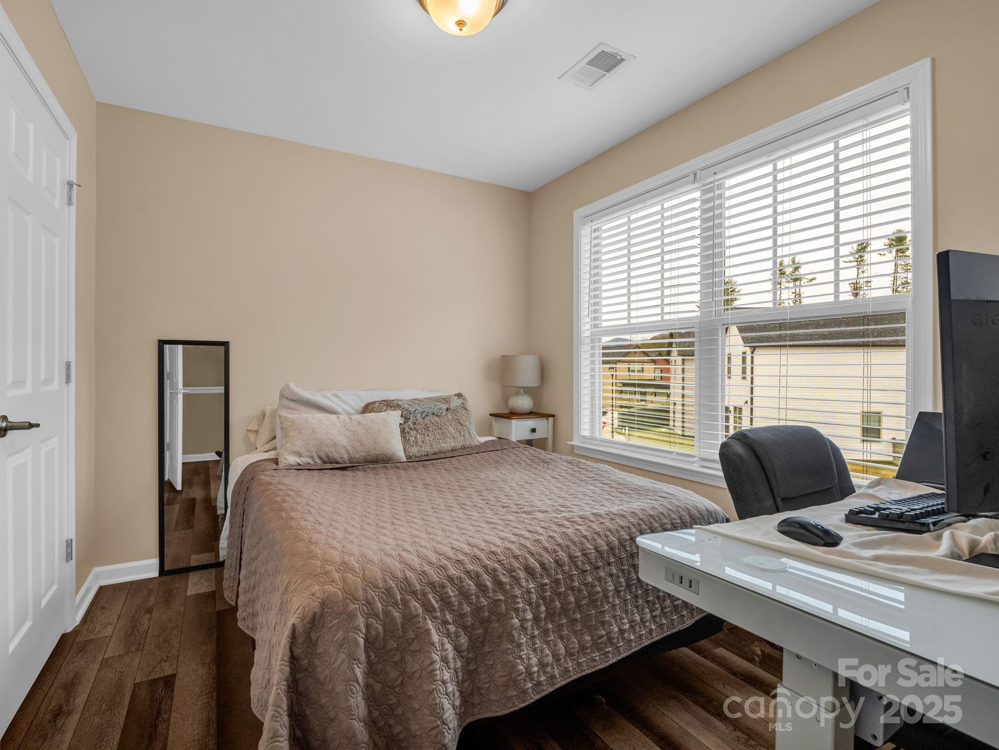 272 Cardwell Lane