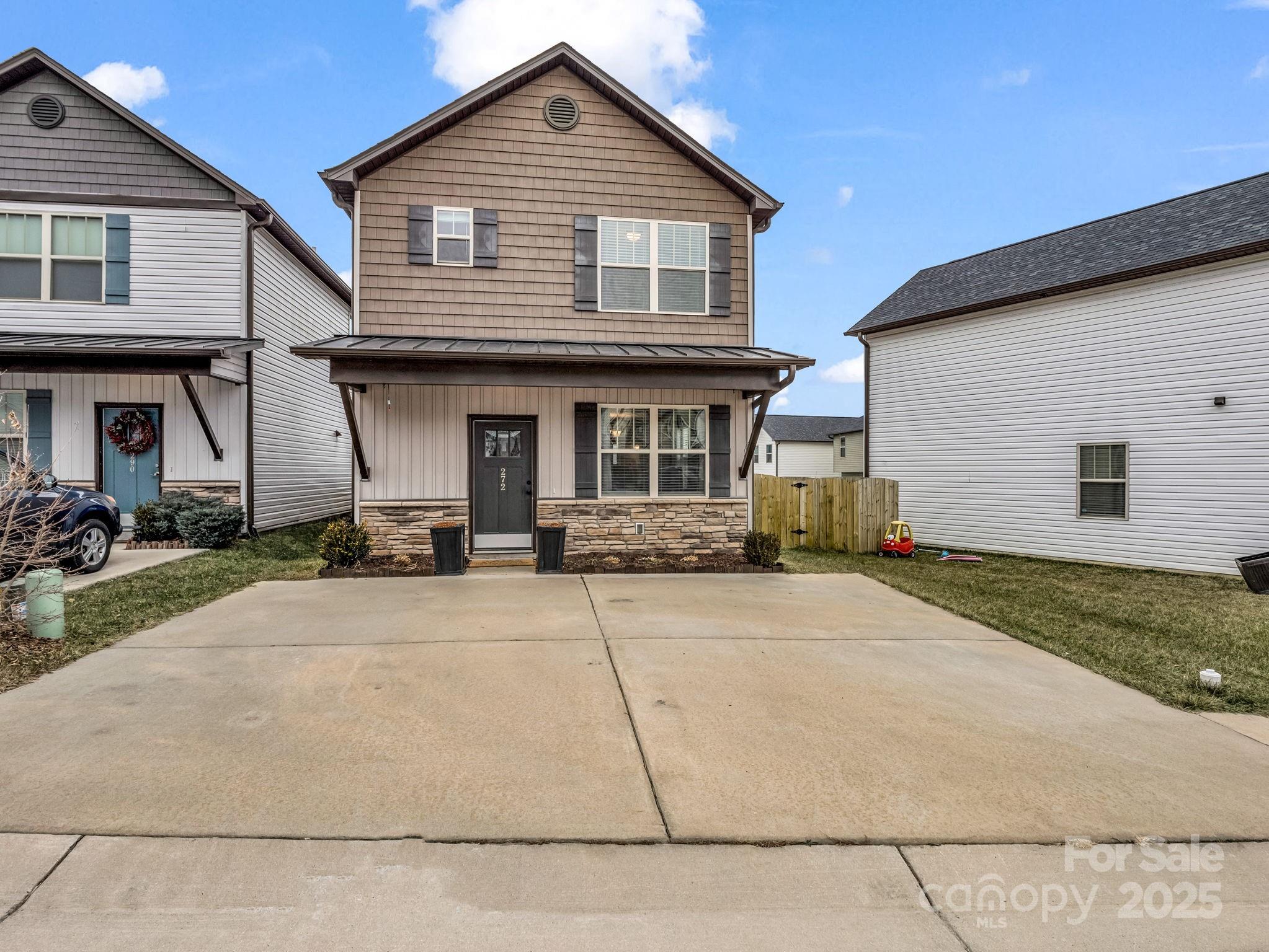 272 Cardwell Lane
