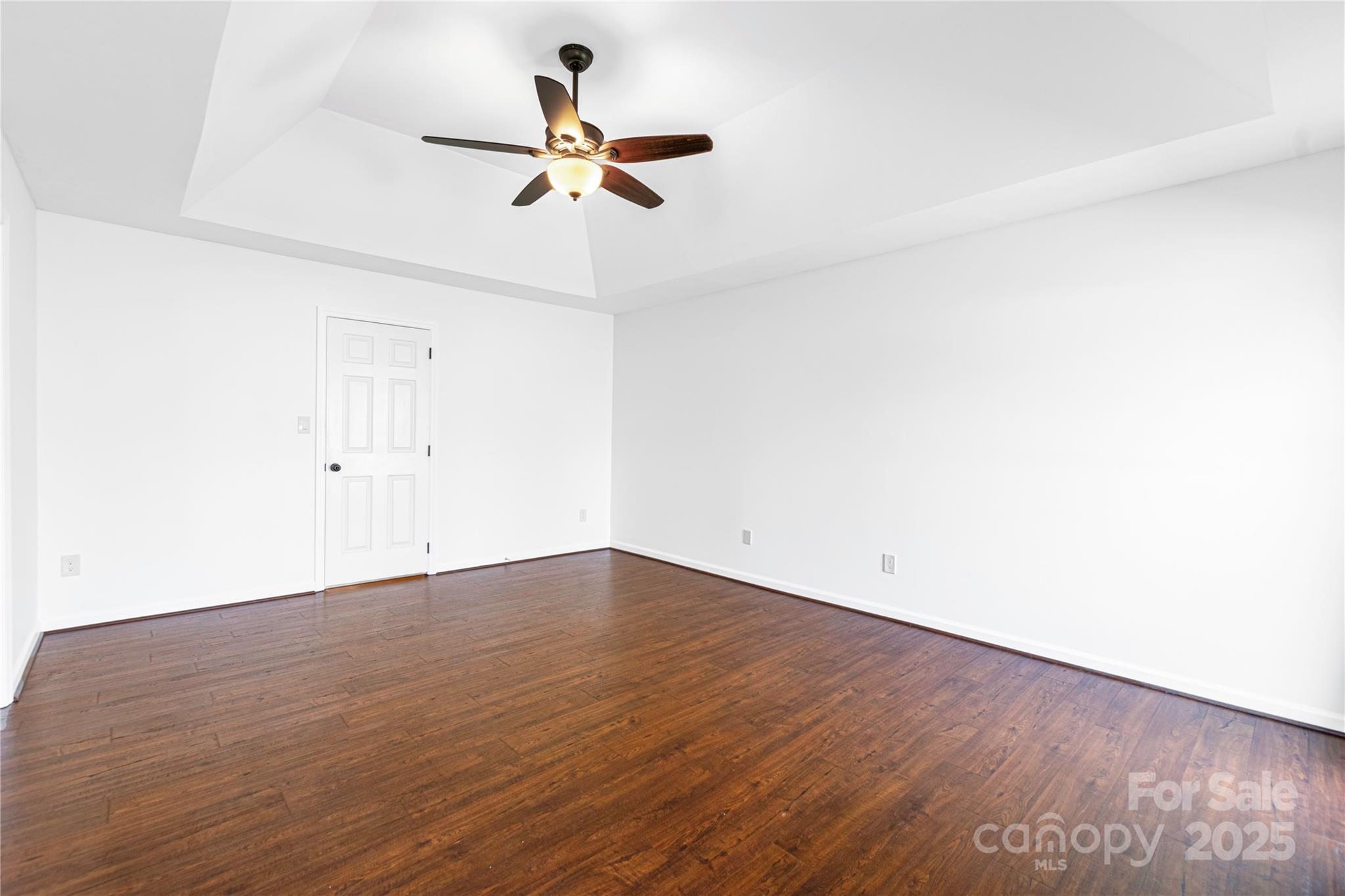 12012 Stainsby Lane