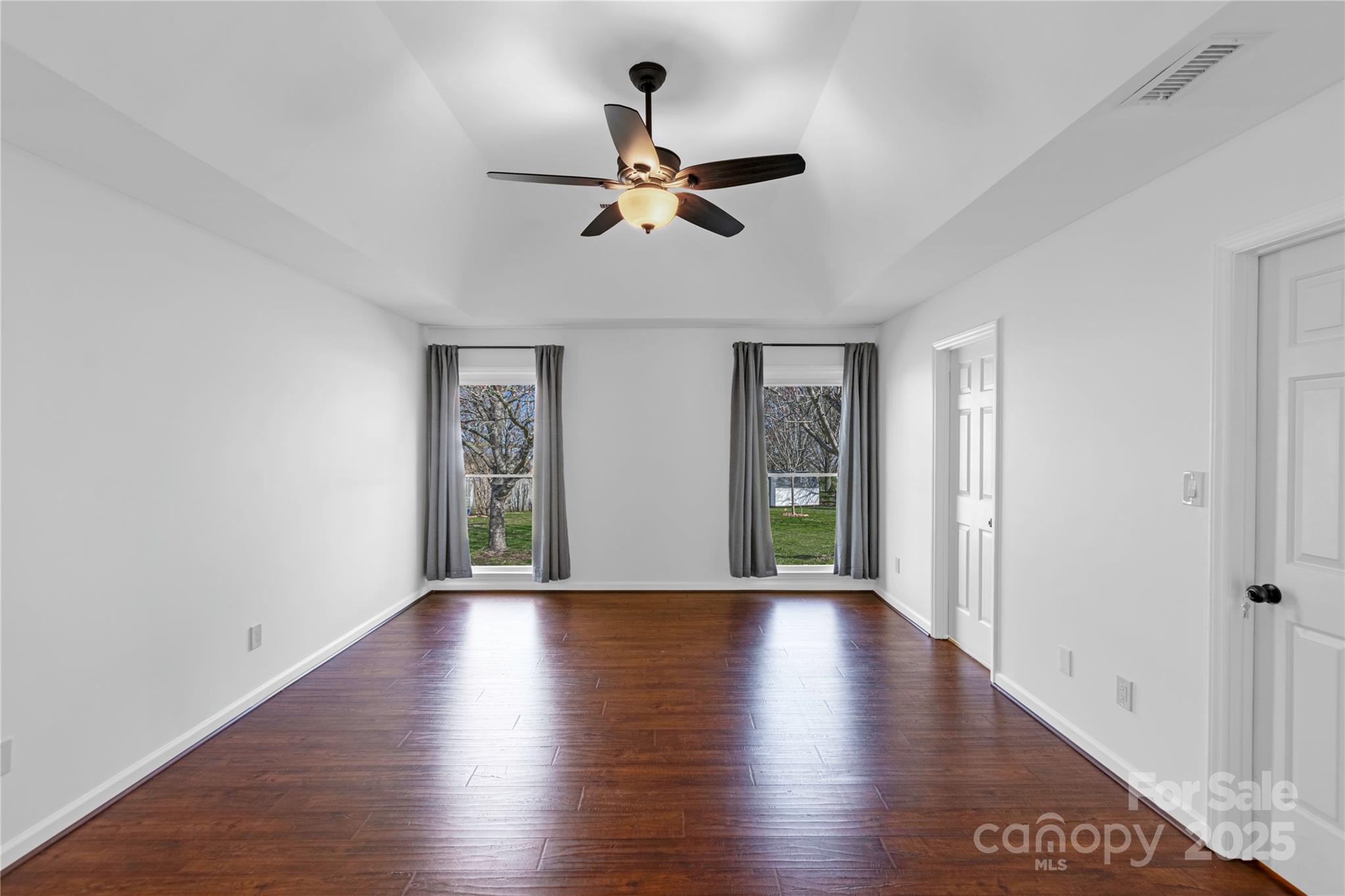 12012 Stainsby Lane